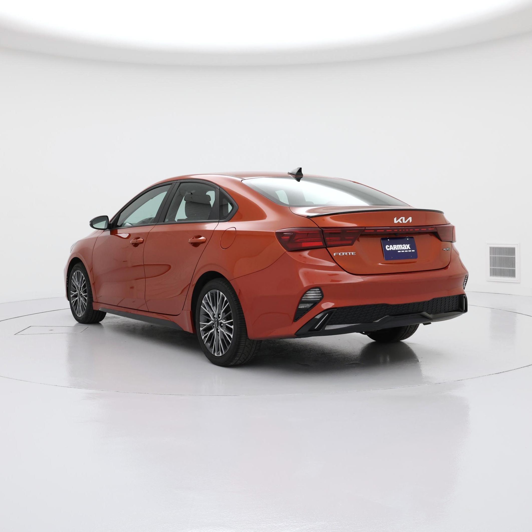 Thumbnail: 2023 Kia Forte - 2