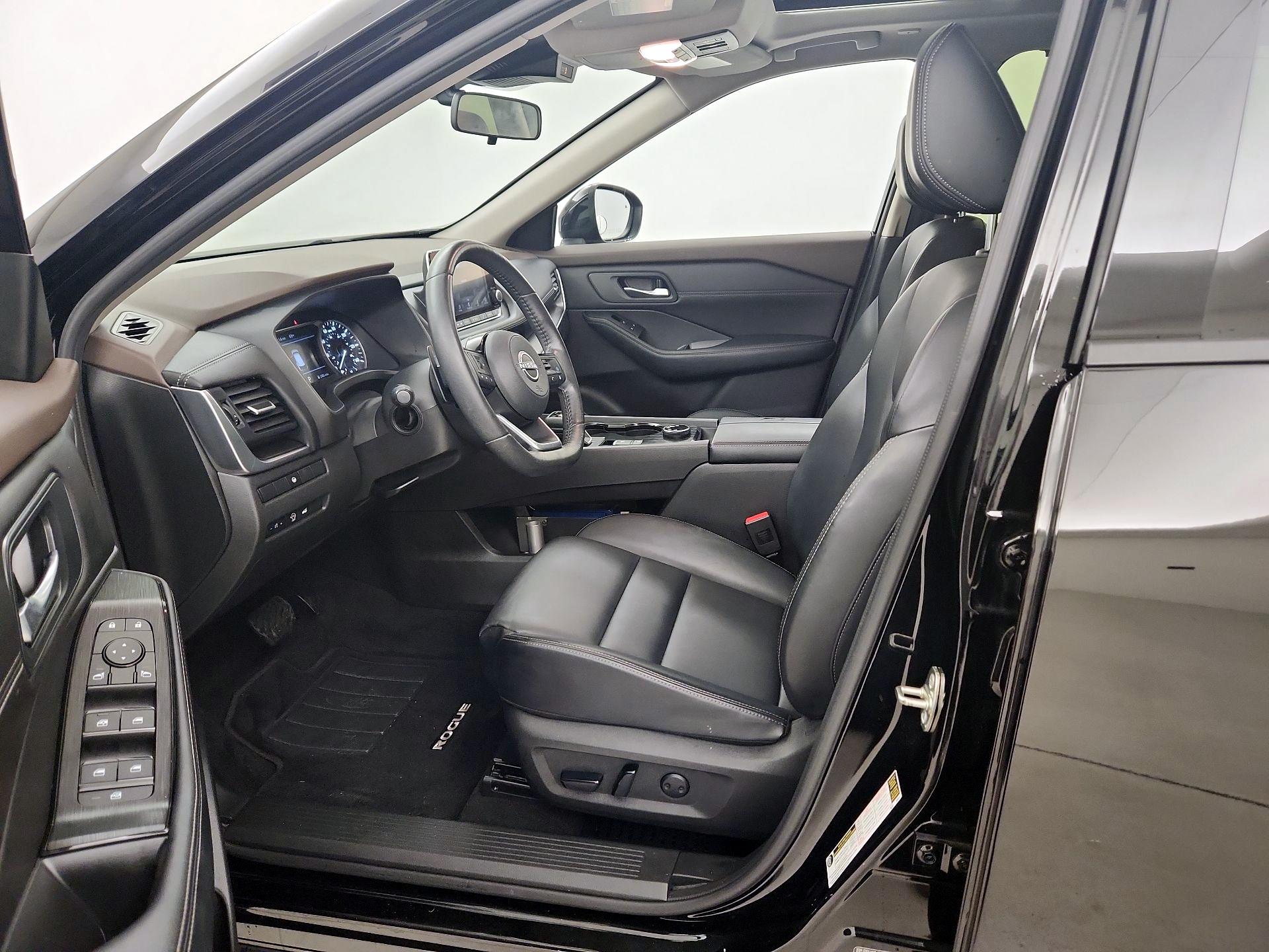 Thumbnail: 2023 Nissan Rogue - 9