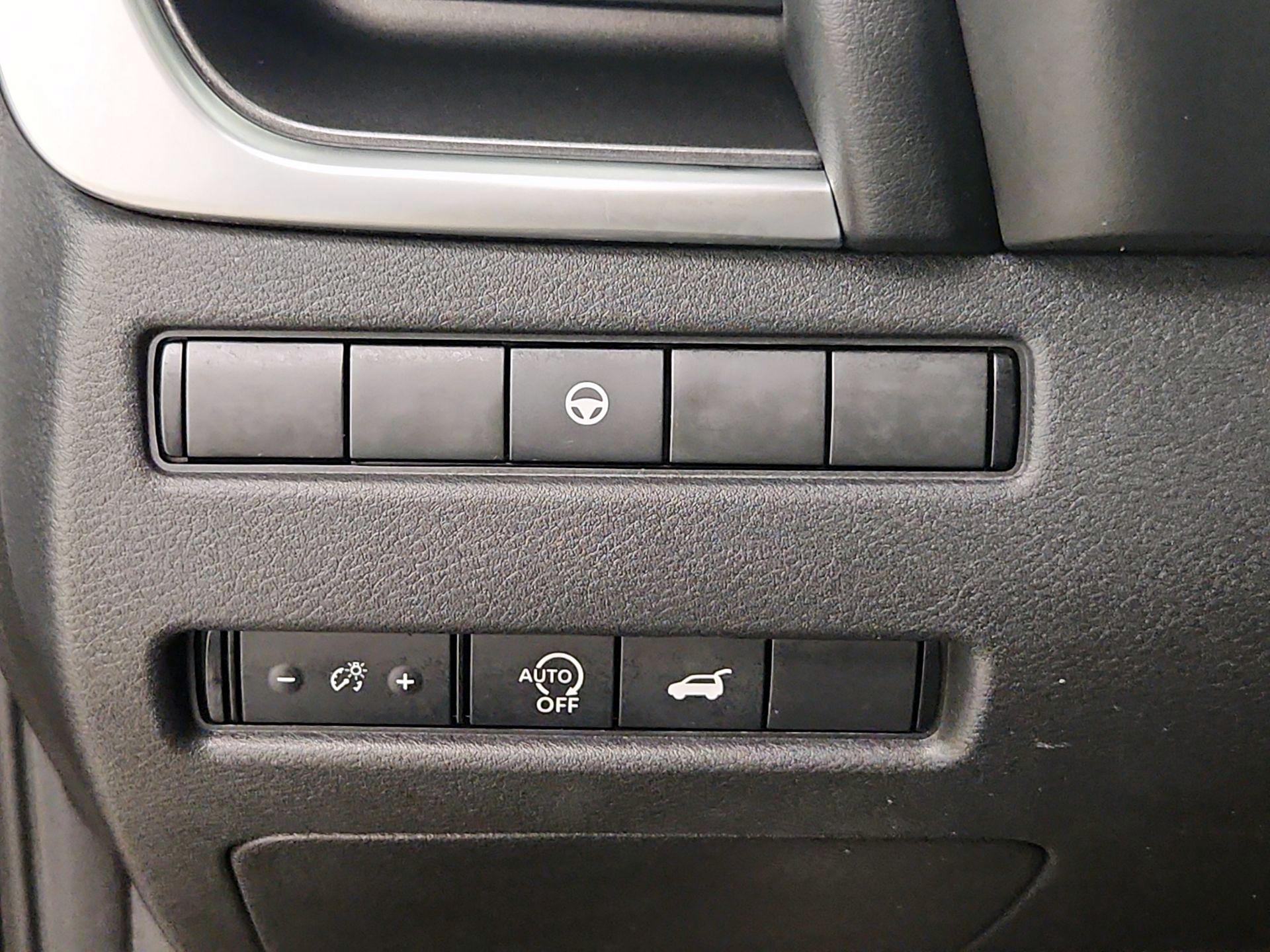 Thumbnail: 2023 Nissan Rogue - 11