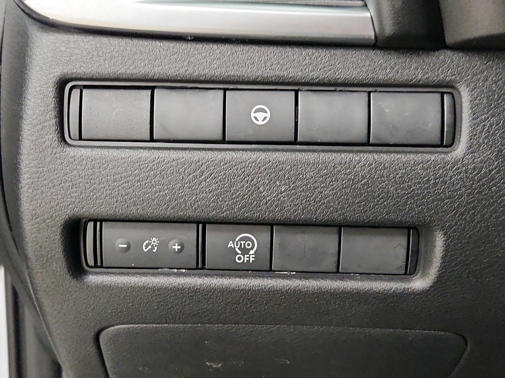 Thumbnail: 2023 Nissan Rogue - 11