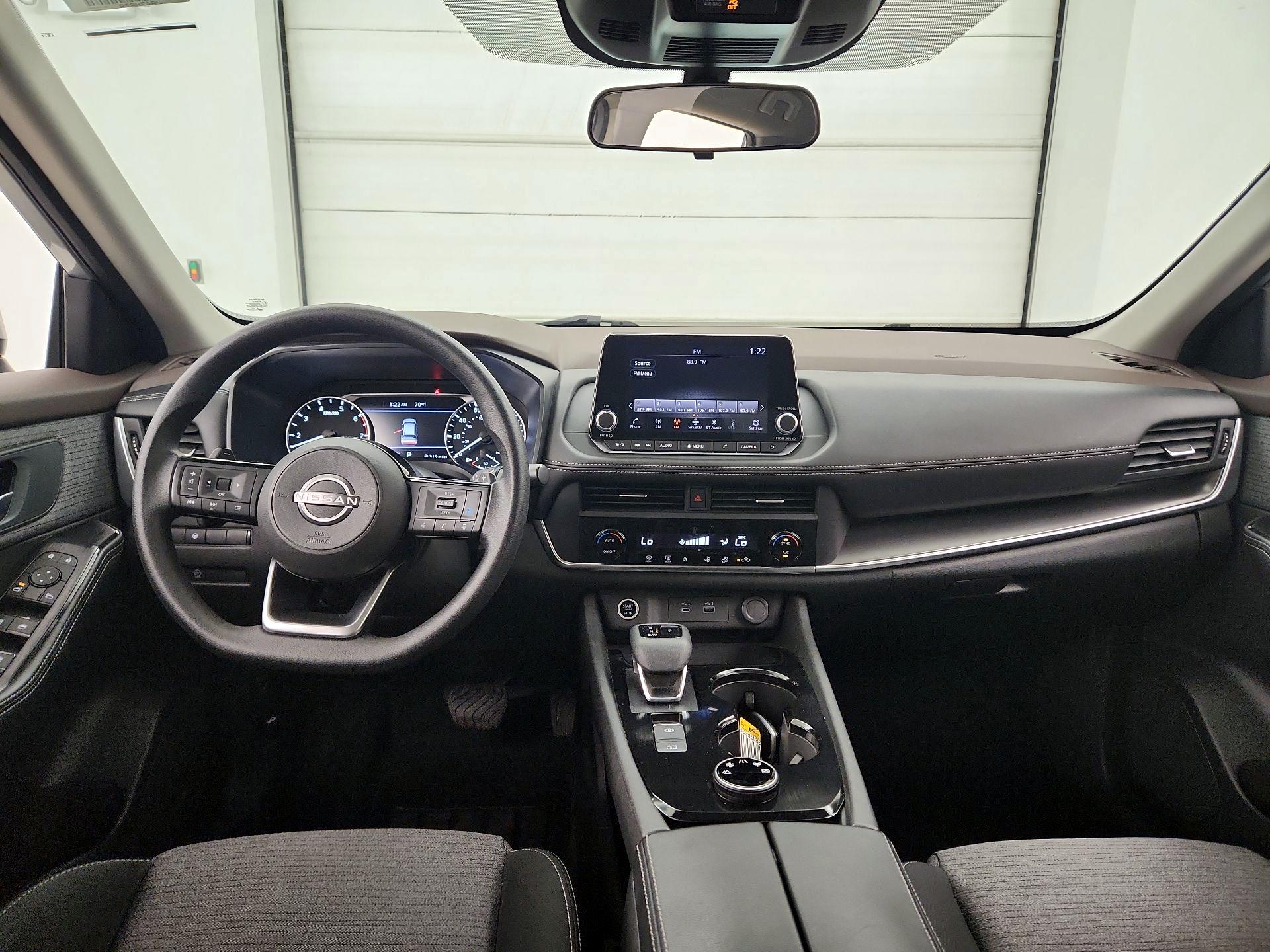 Thumbnail: 2023 Nissan Rogue - 9