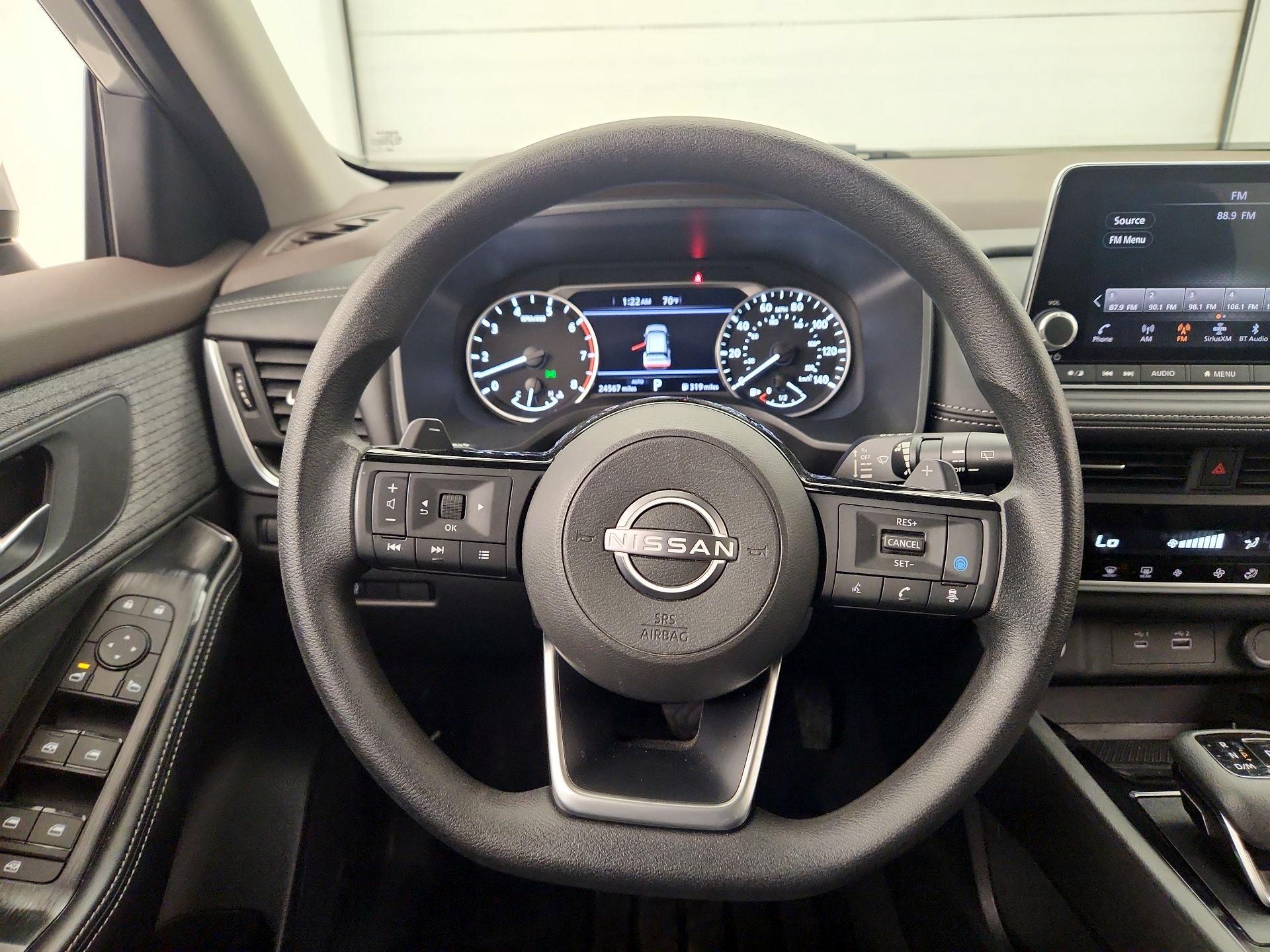 Thumbnail: 2023 Nissan Rogue - 10