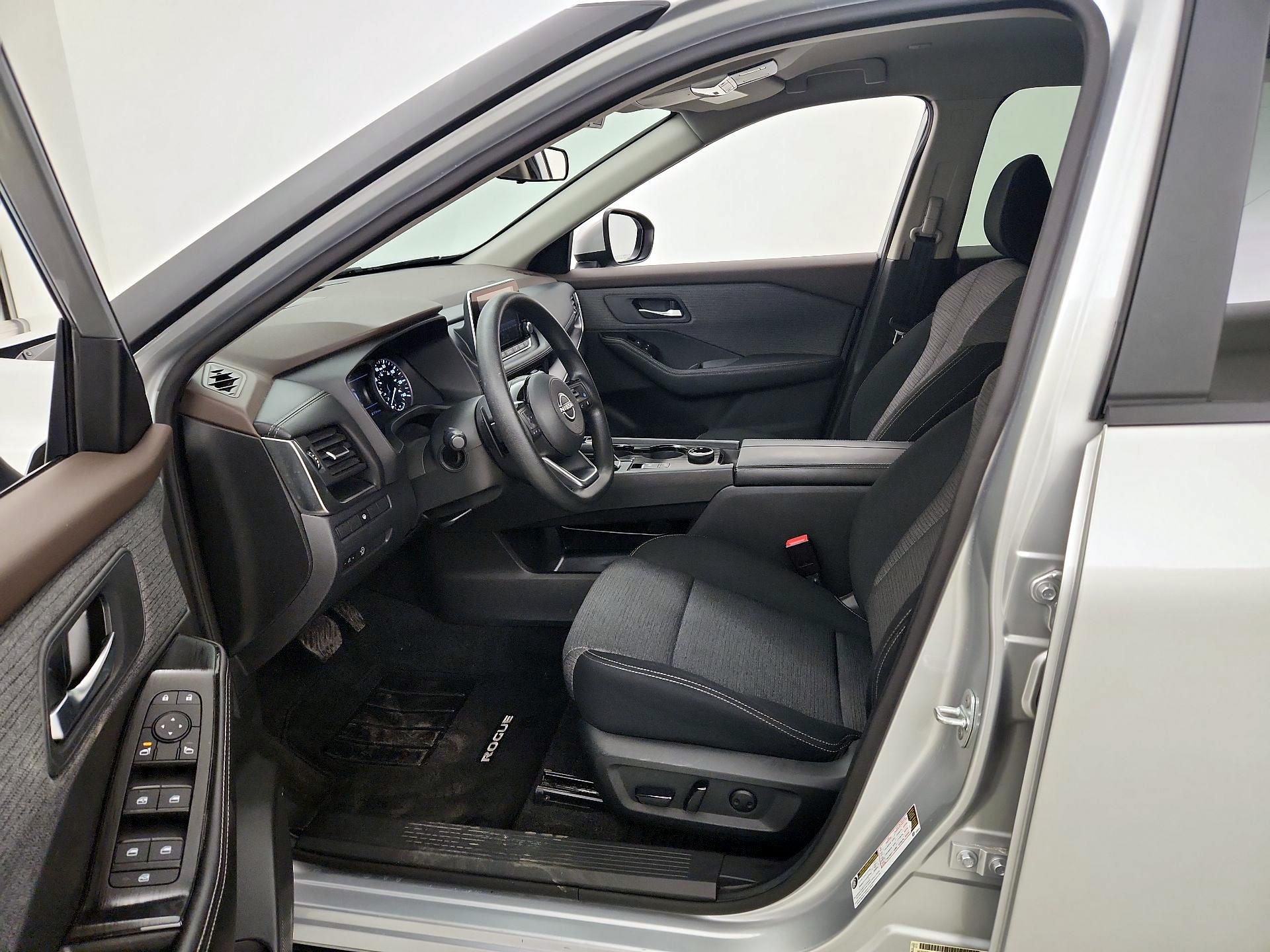 Thumbnail: 2023 Nissan Rogue - 11