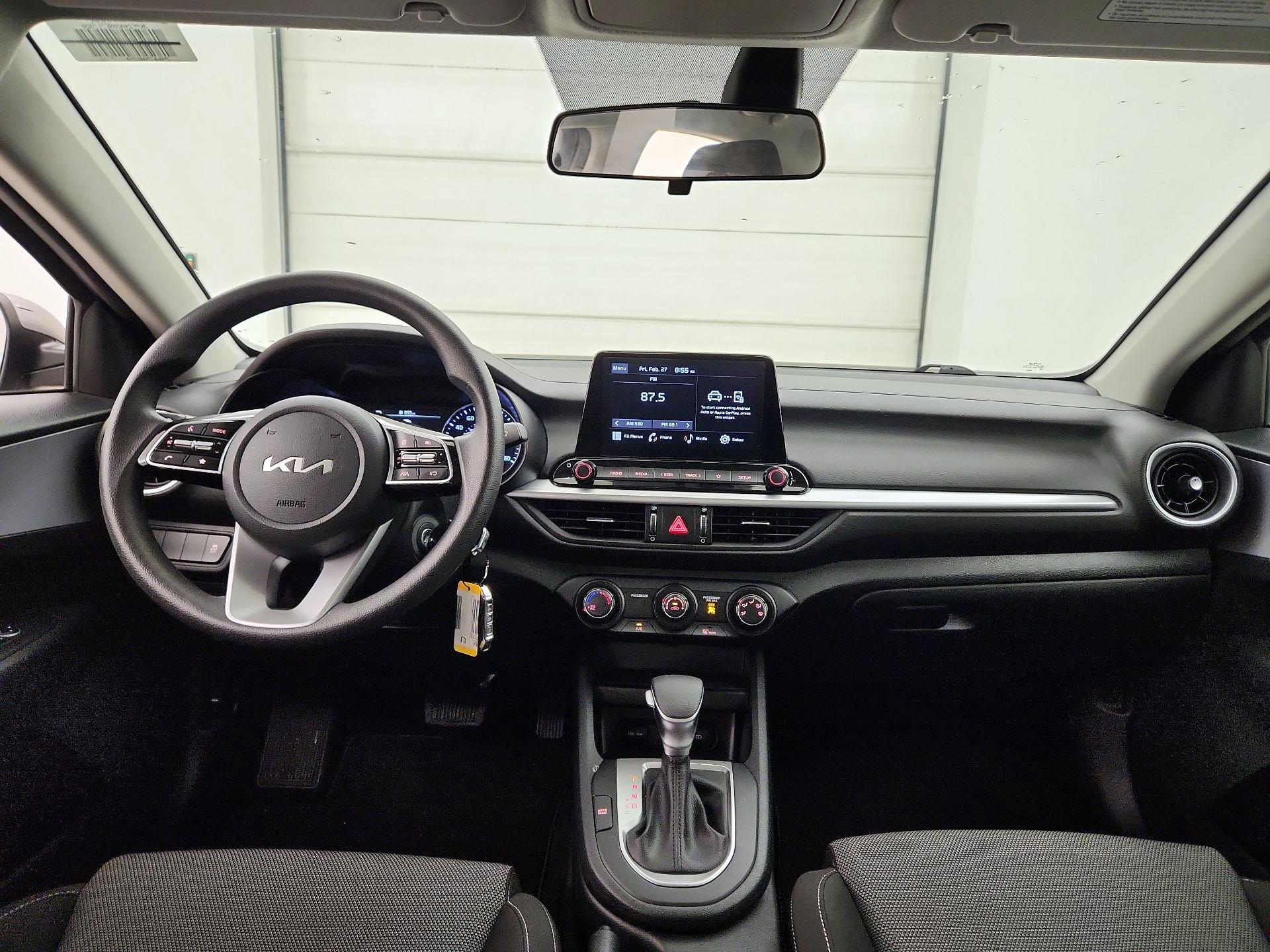 Thumbnail: 2024 Kia Forte - 9