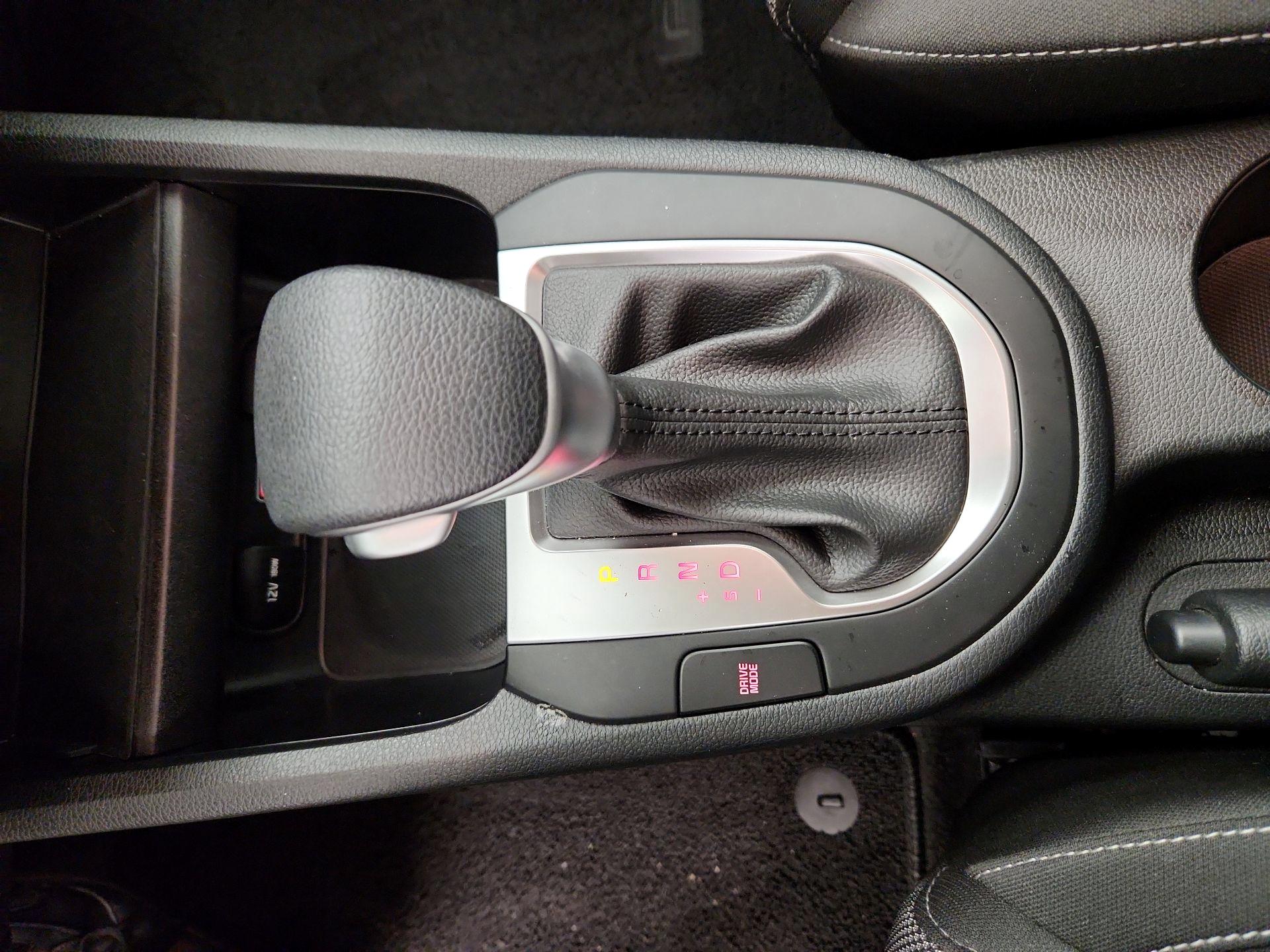 Thumbnail: 2024 Kia Forte - 17