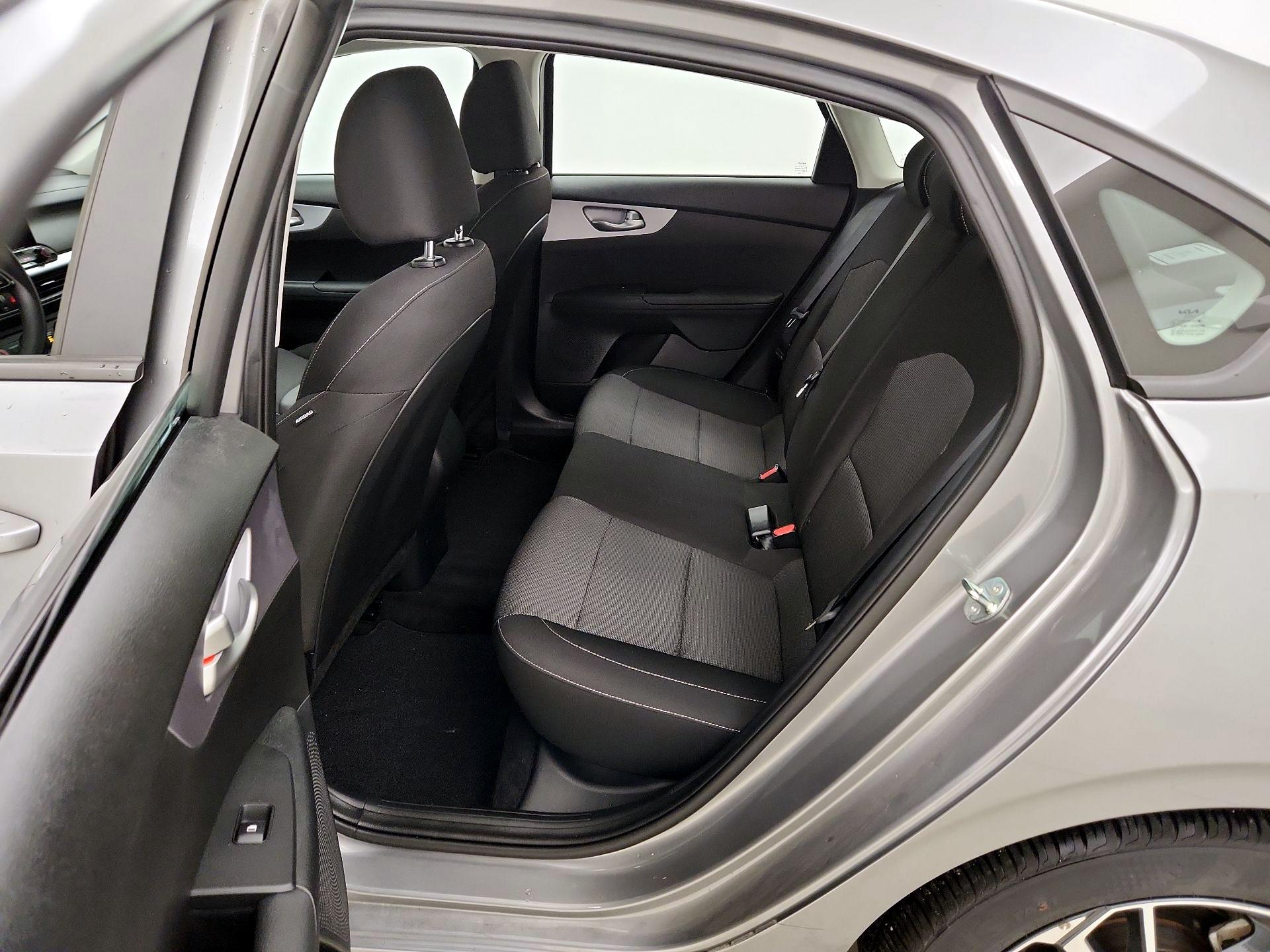 Thumbnail: 2024 Kia Forte - 19