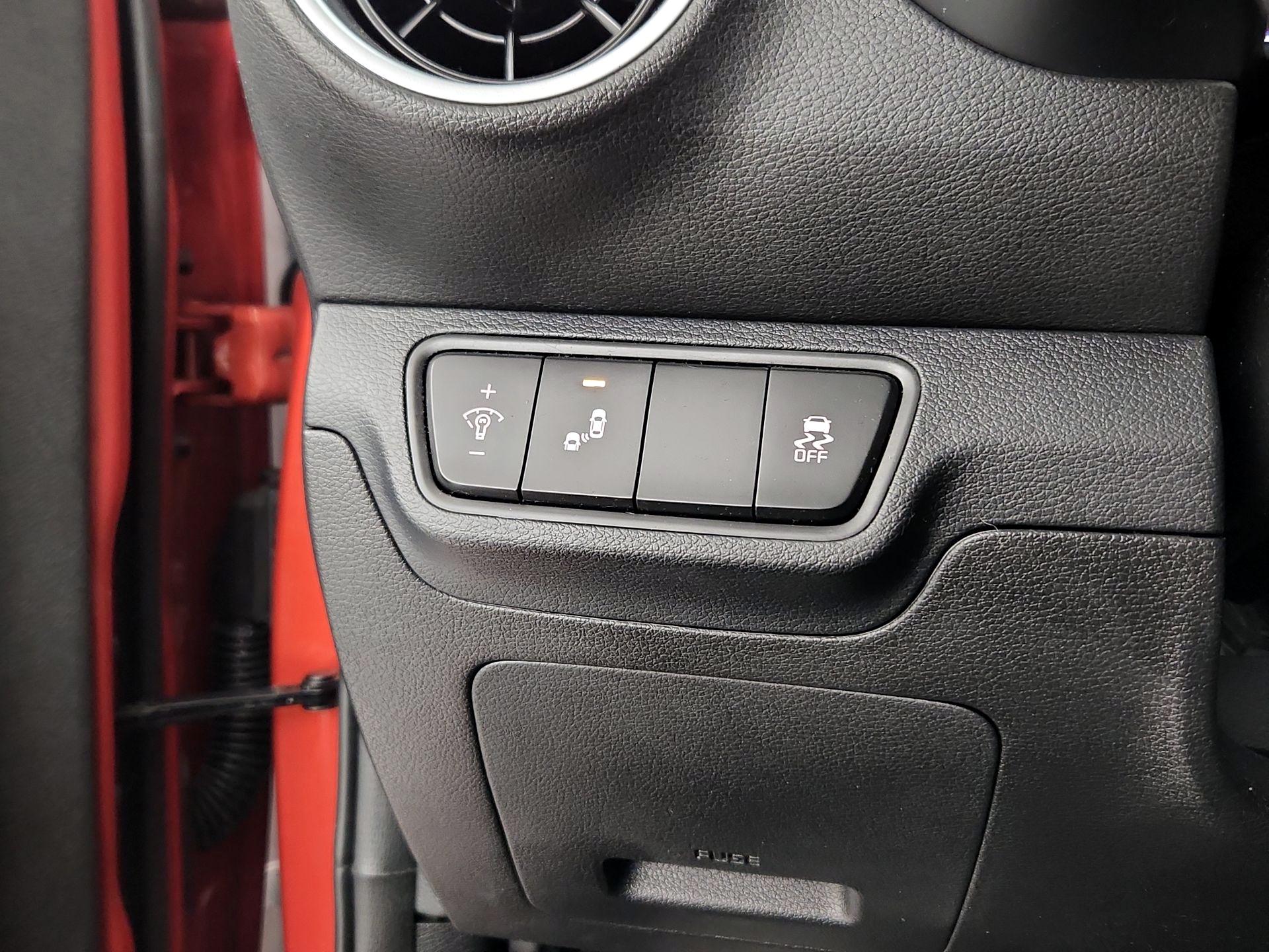 Thumbnail: 2023 Kia Forte - 13