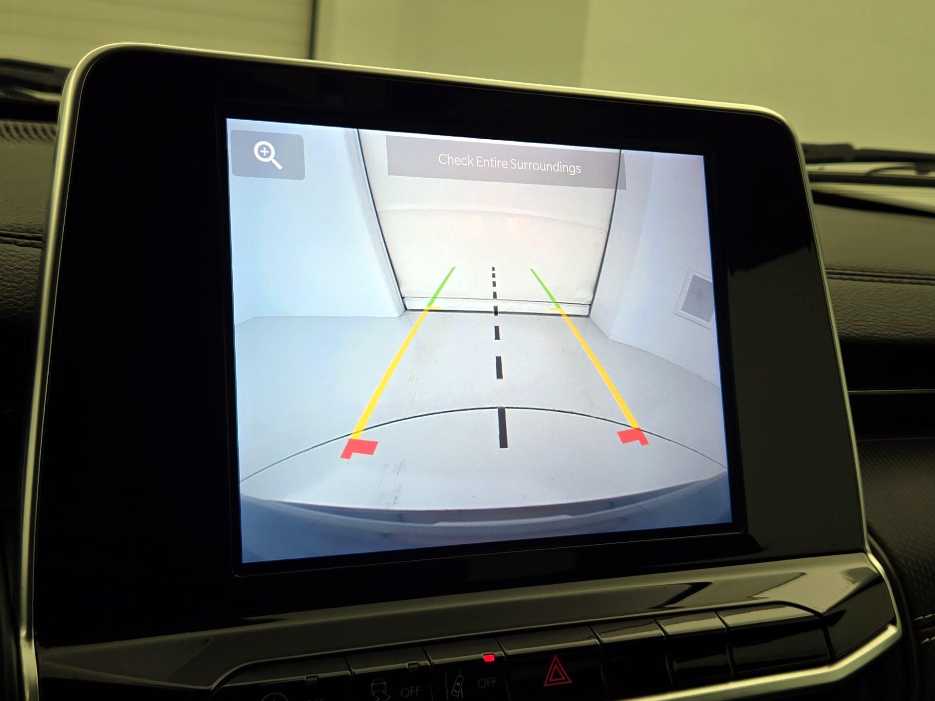 Thumbnail: 2022 Jeep Compass - 14