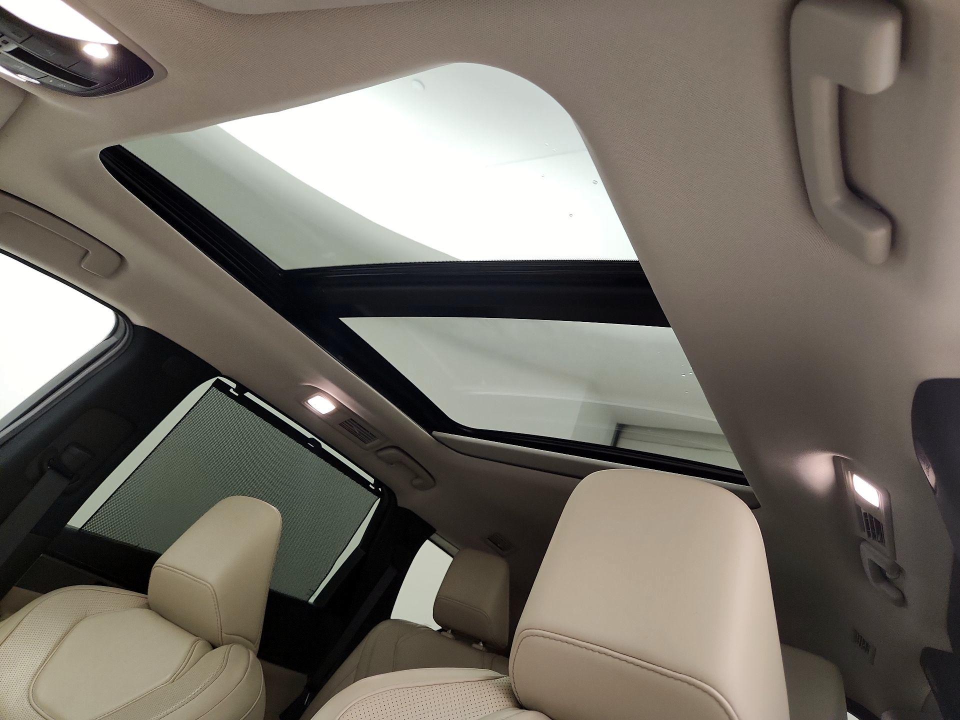 Thumbnail: 2023 INFINITI QX60 - 18