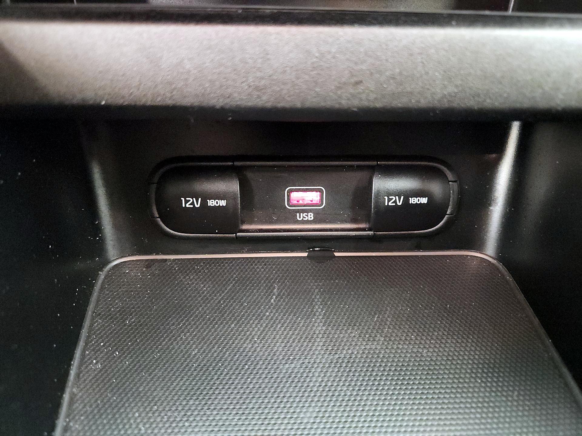 Thumbnail: 2023 Kia Forte - 16