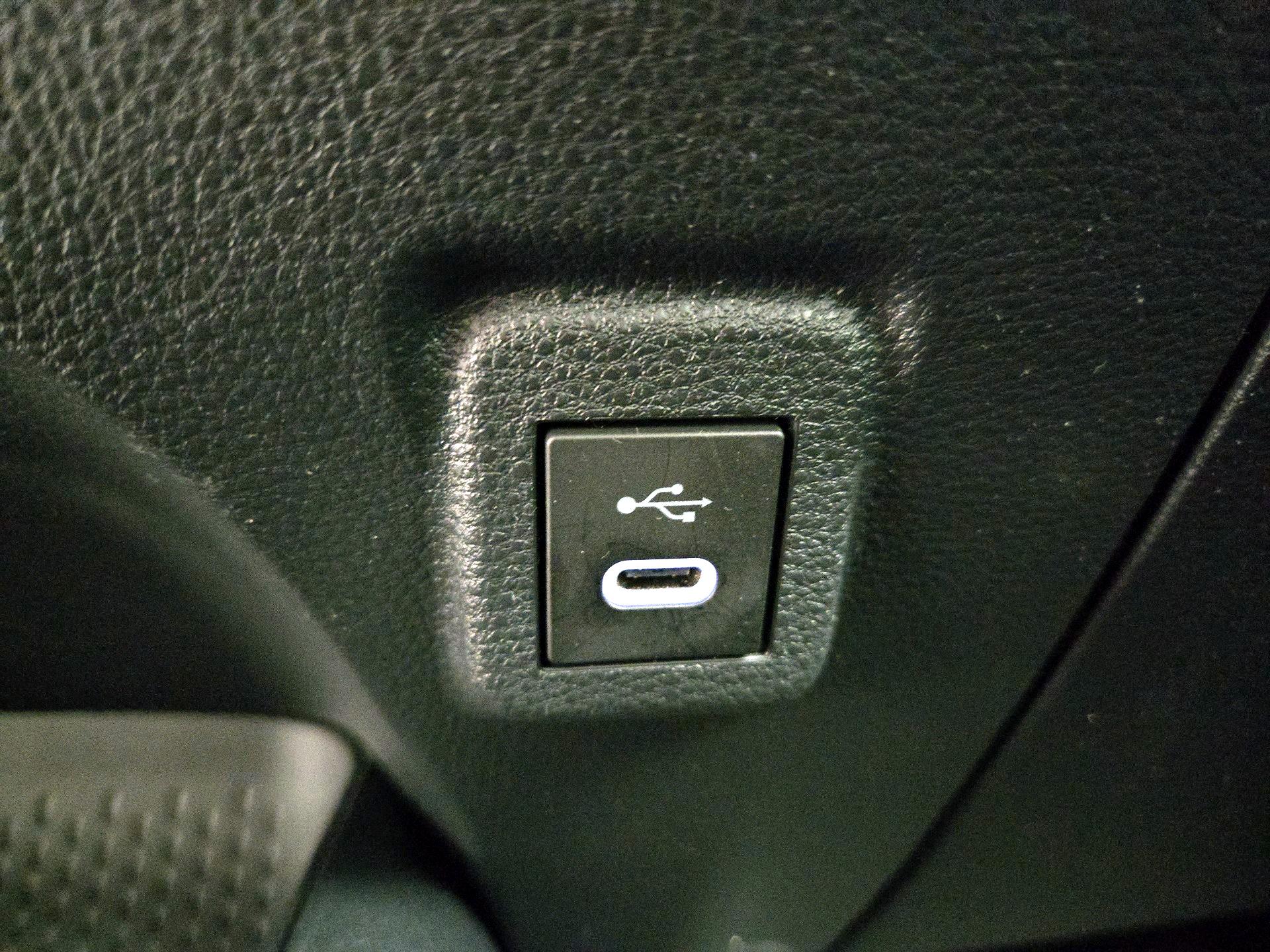 Thumbnail: 2024 Toyota Corolla - 18