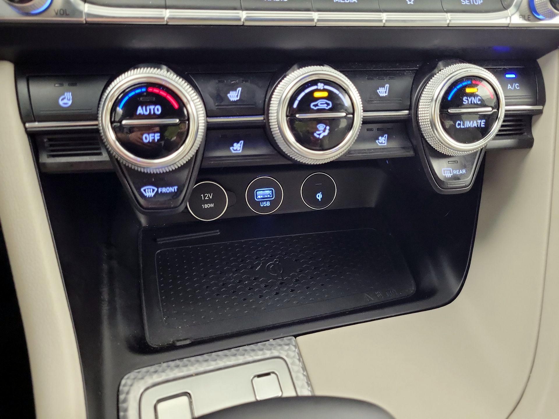 Thumbnail: 2023 Genesis G70 - 15