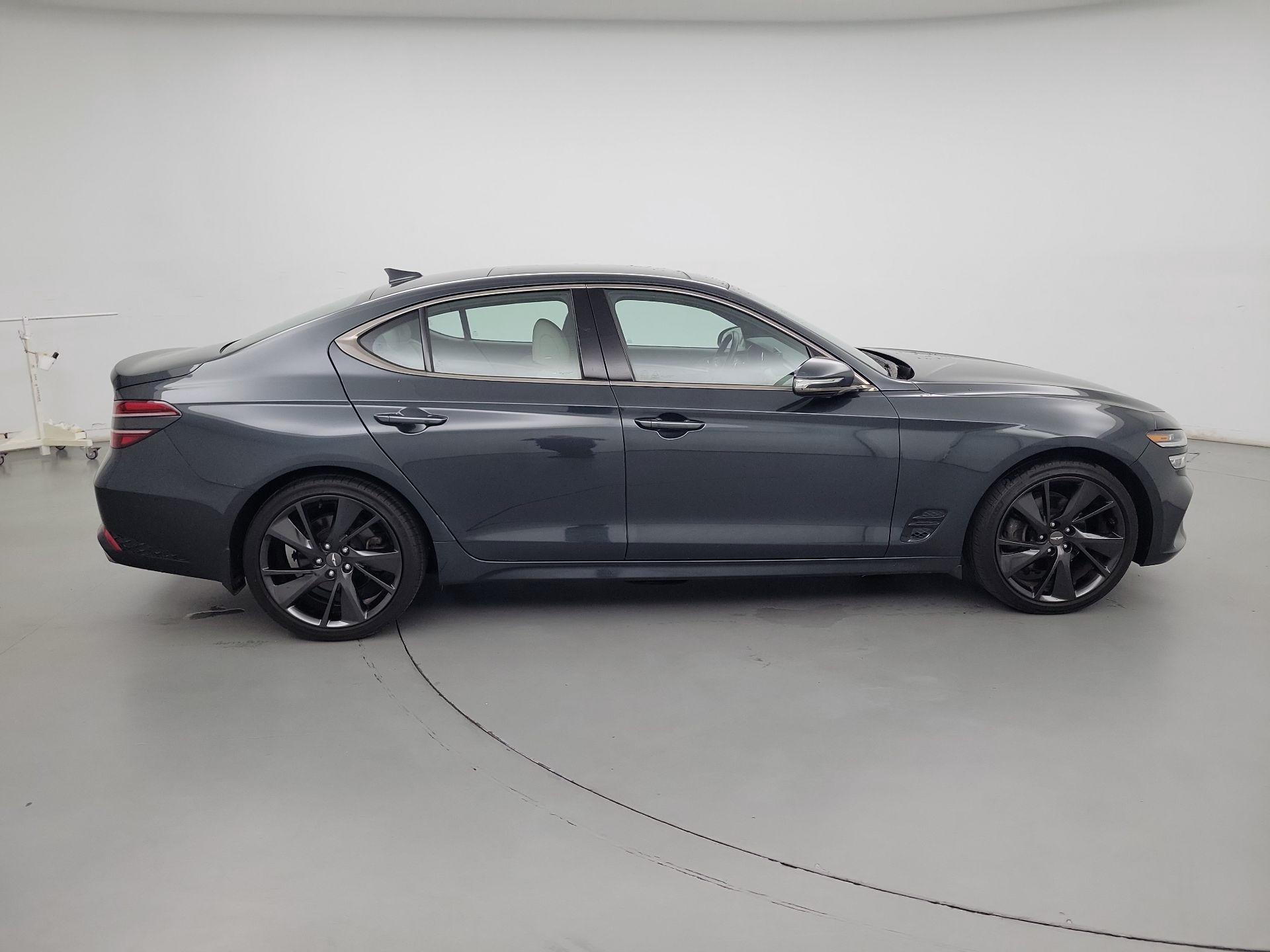 Thumbnail: 2023 Genesis G70 - 4