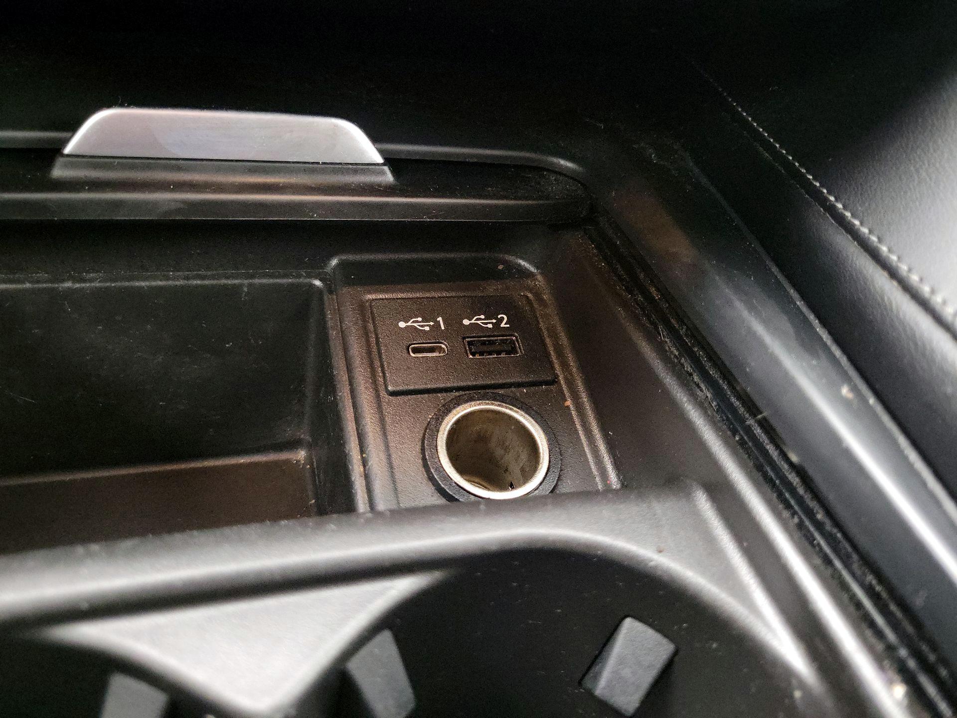 Thumbnail: 2023 INFINITI QX55 - 18