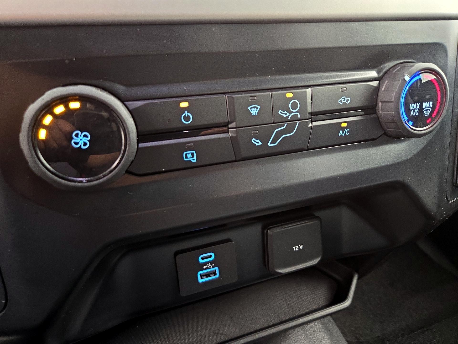 Thumbnail: 2021 Ford F-150 - 16