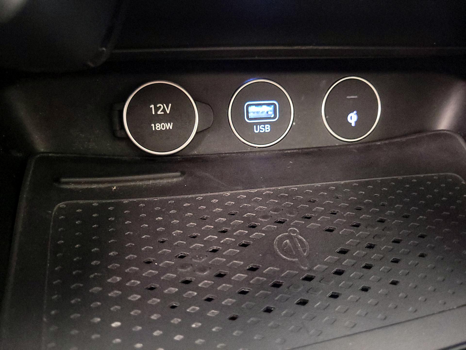 Thumbnail: 2023 Genesis G70 - 18