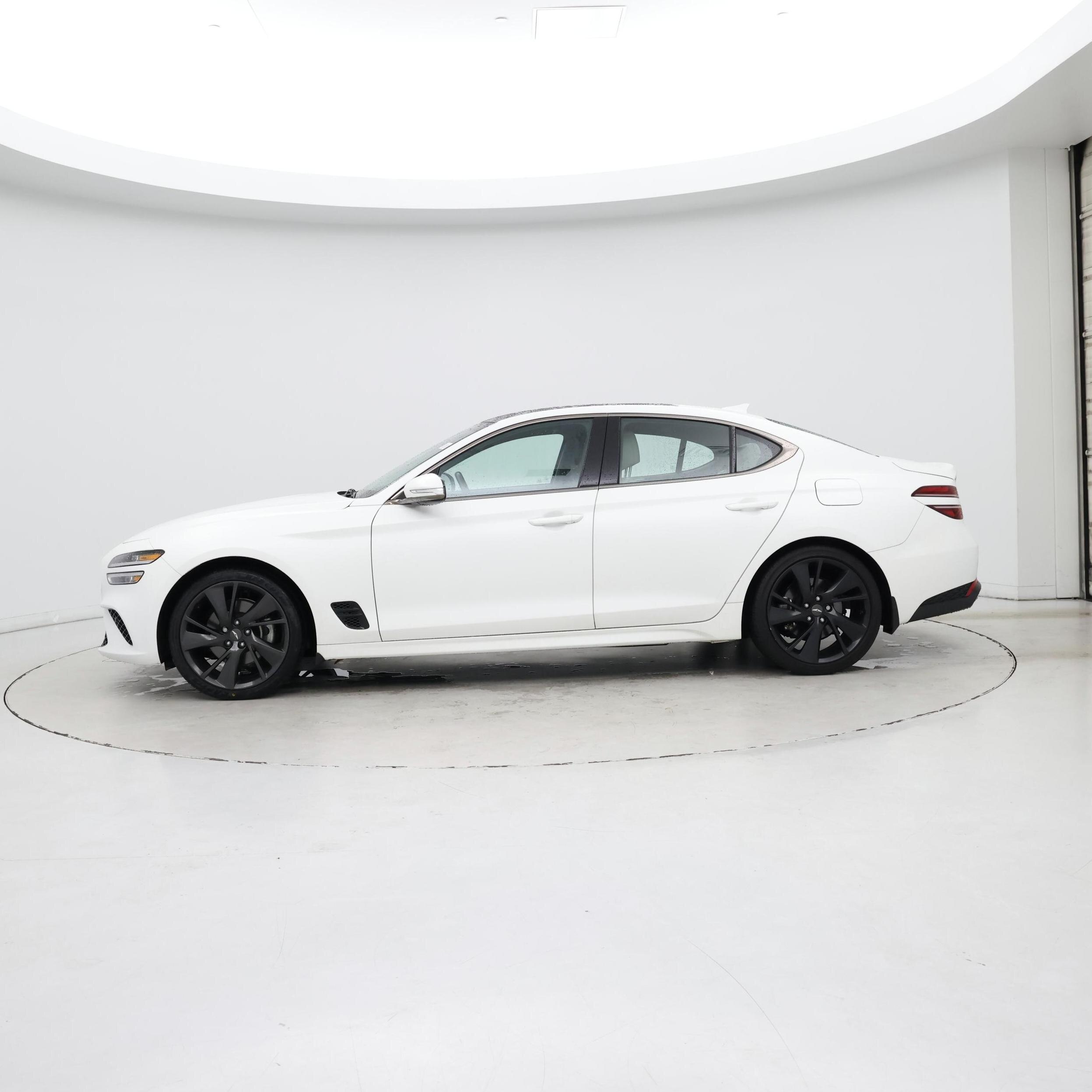 Thumbnail: 2023 Genesis G70 - 3