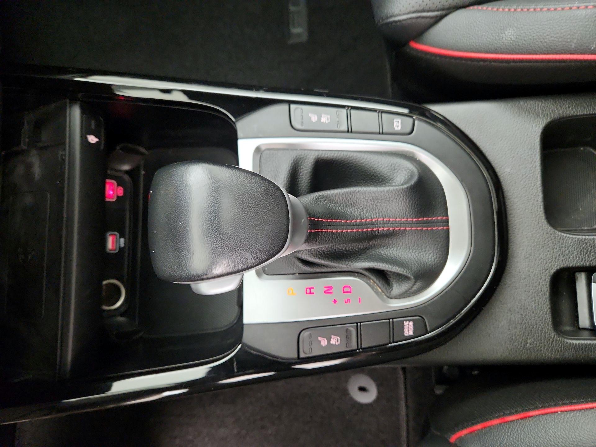 Thumbnail: 2024 Kia Forte - 18