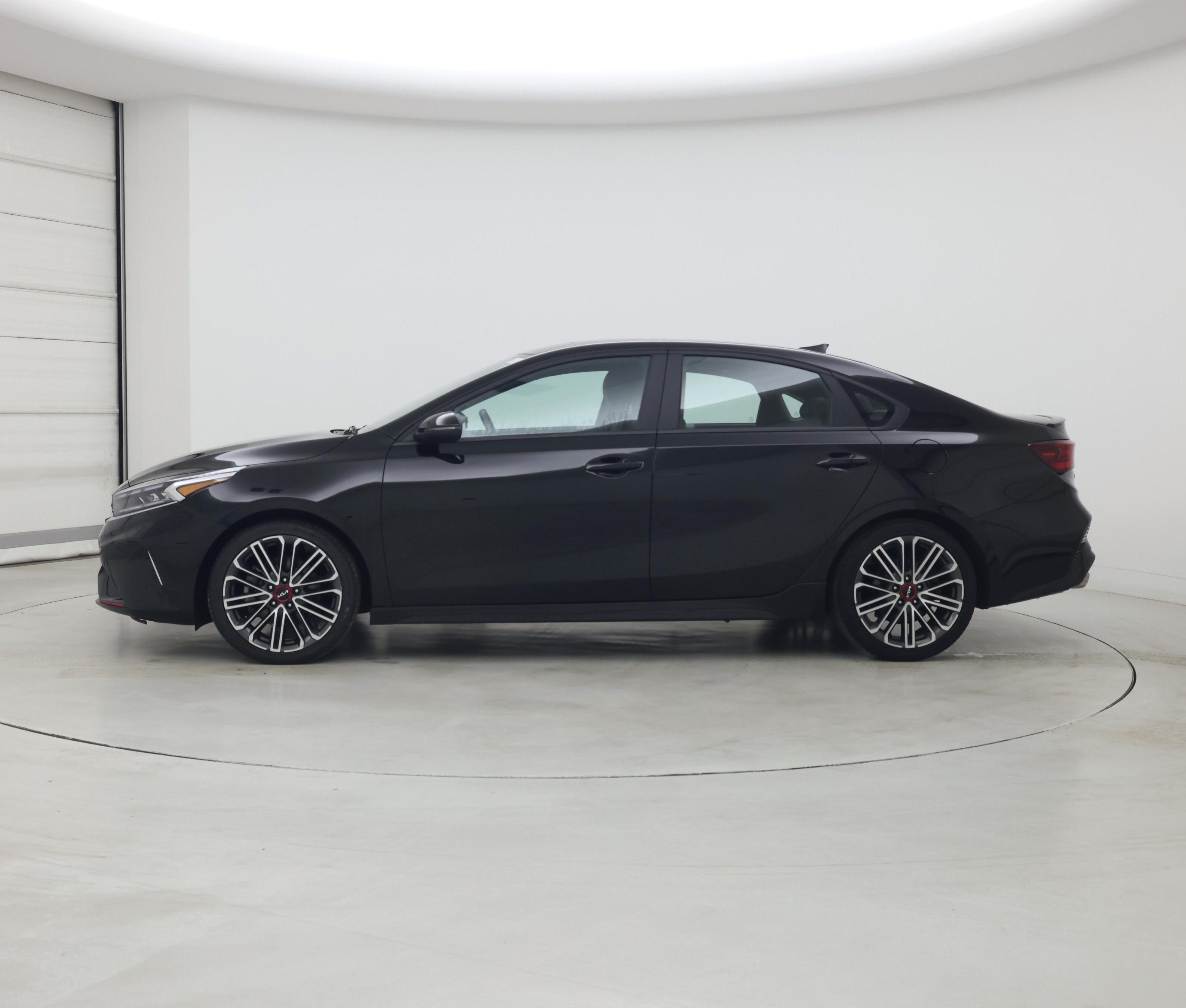 Thumbnail: 2024 Kia Forte - 3