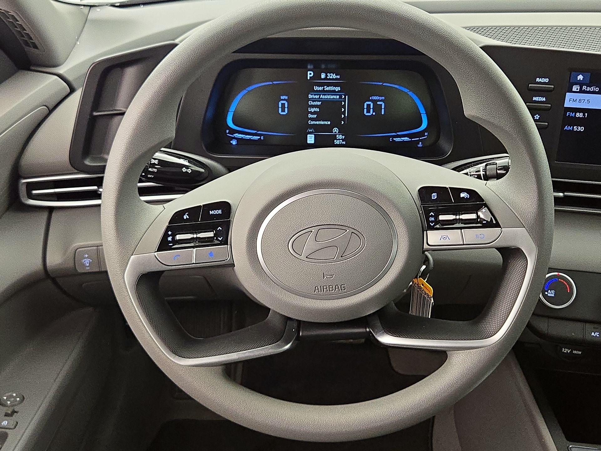 Thumbnail: 2024 Hyundai Elantra - 10