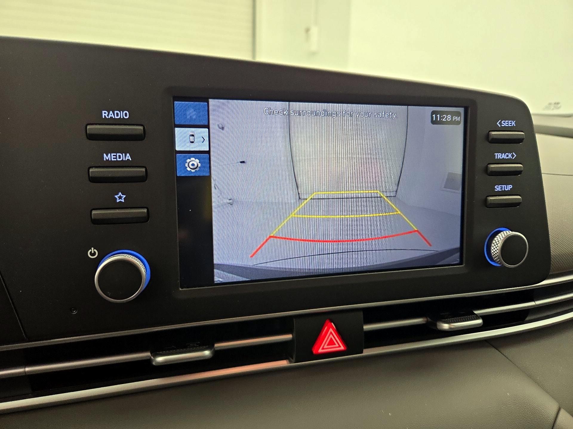 Thumbnail: 2024 Hyundai Elantra - 14