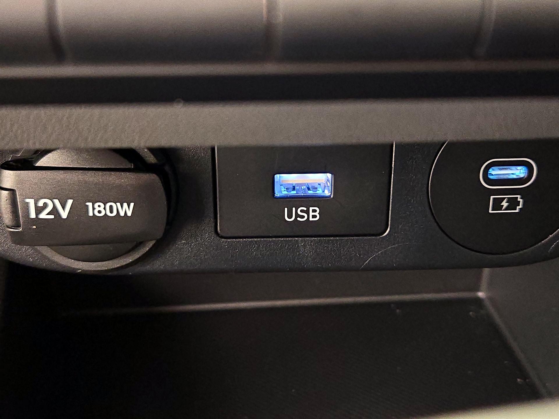 Thumbnail: 2024 Hyundai Elantra - 18