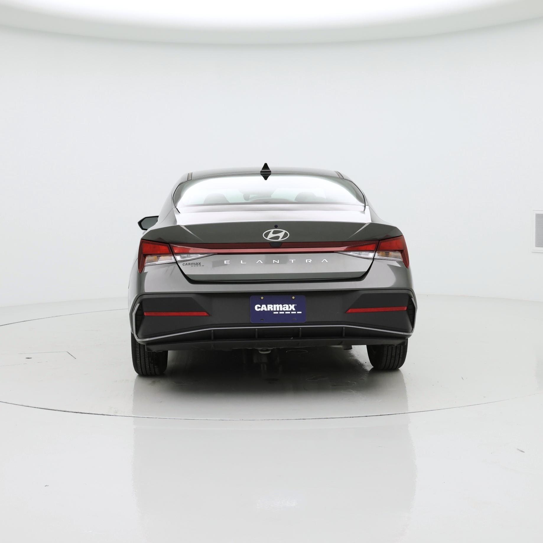 Thumbnail: 2024 Hyundai Elantra - 6