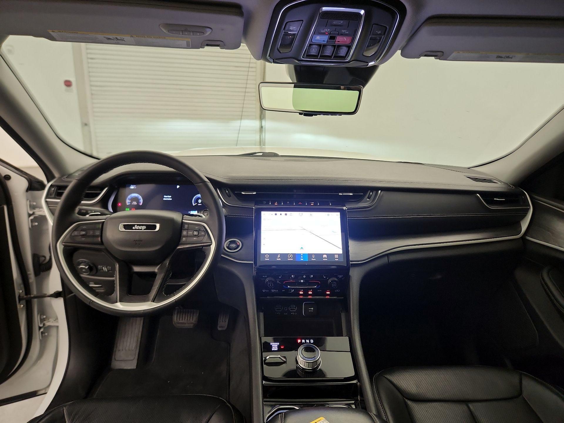 Thumbnail: 2023 Jeep Grand Cherokee - 9