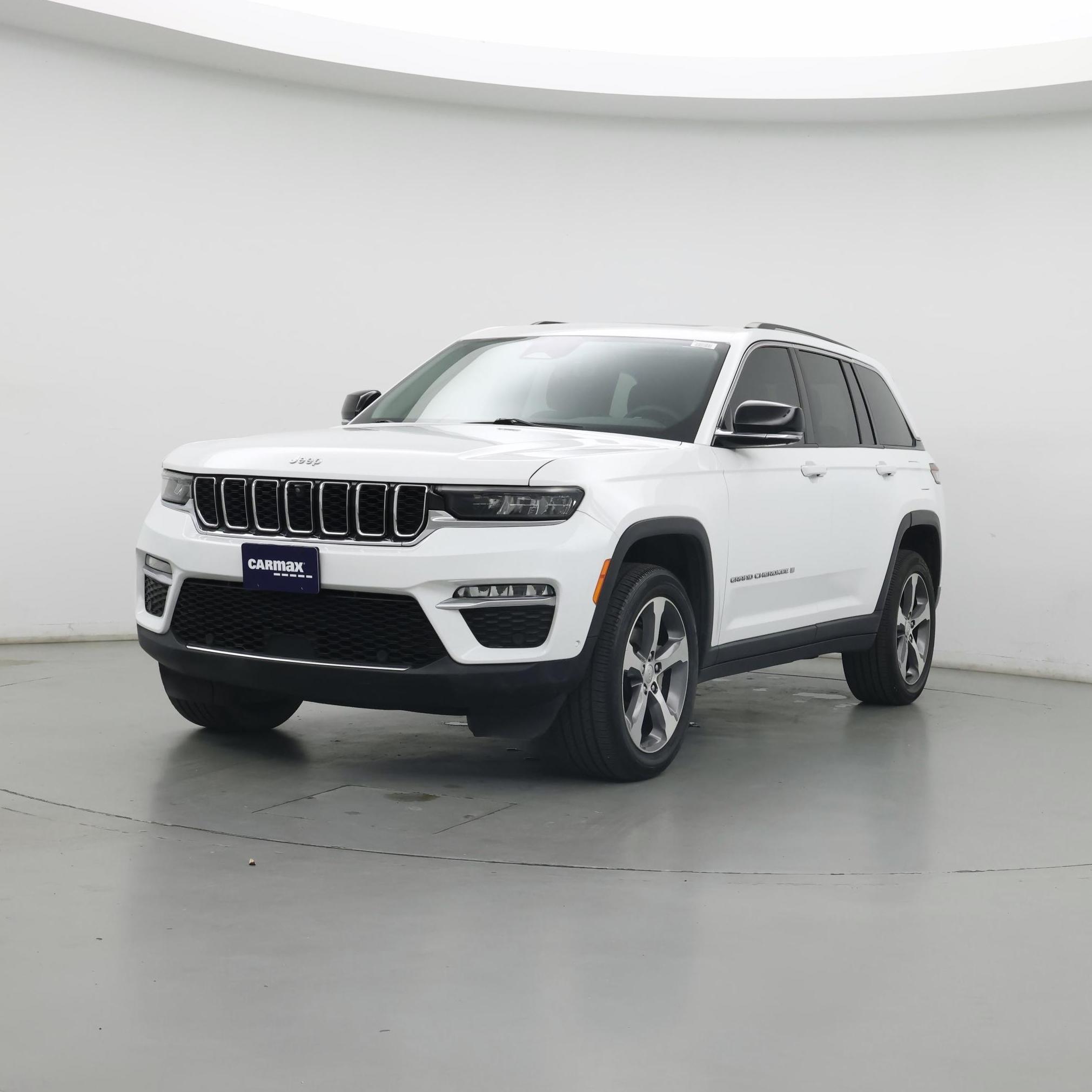 Thumbnail: 2023 Jeep Grand Cherokee - 4