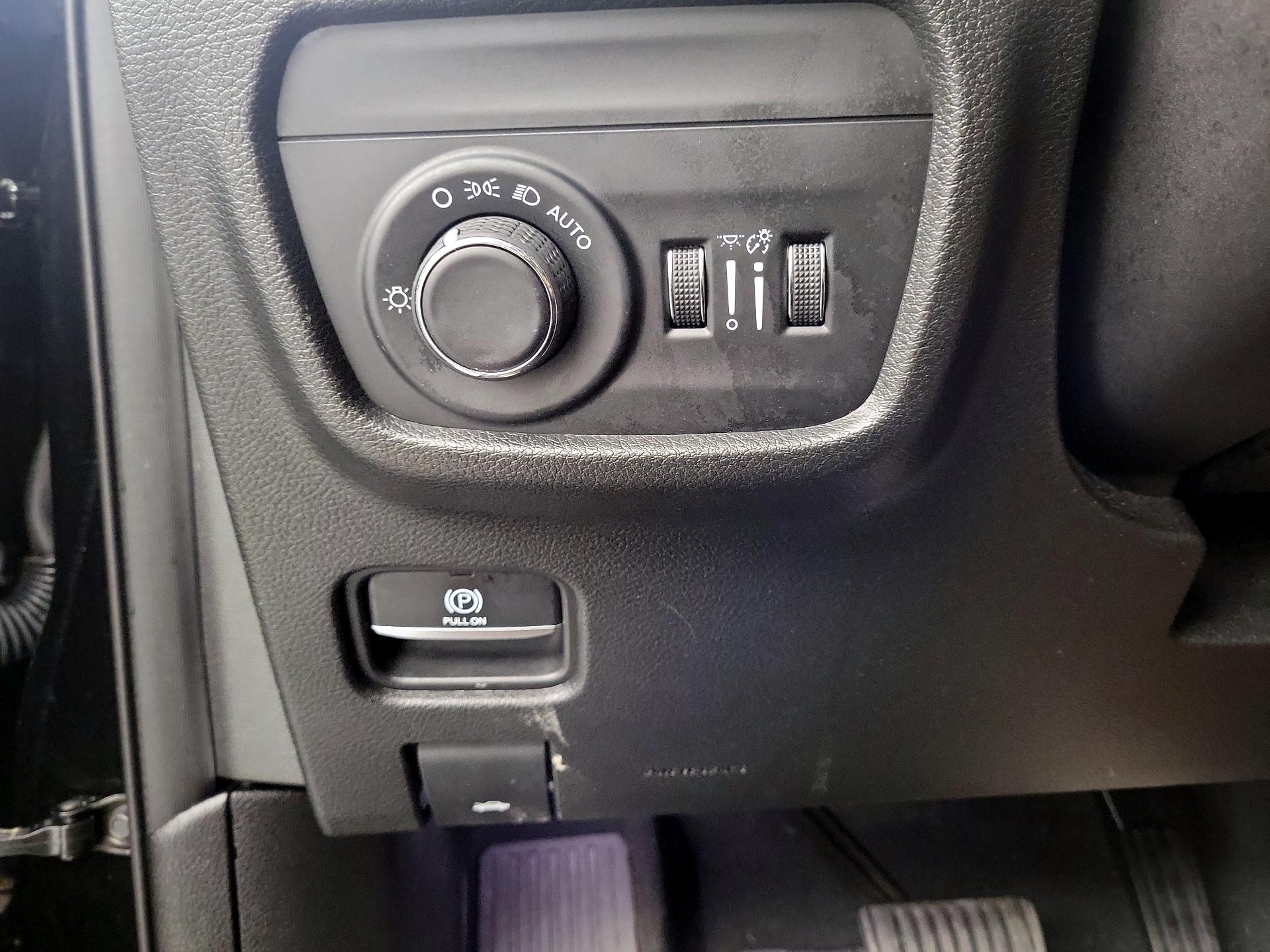 Thumbnail: 2023 Jeep Grand Cherokee L - 13