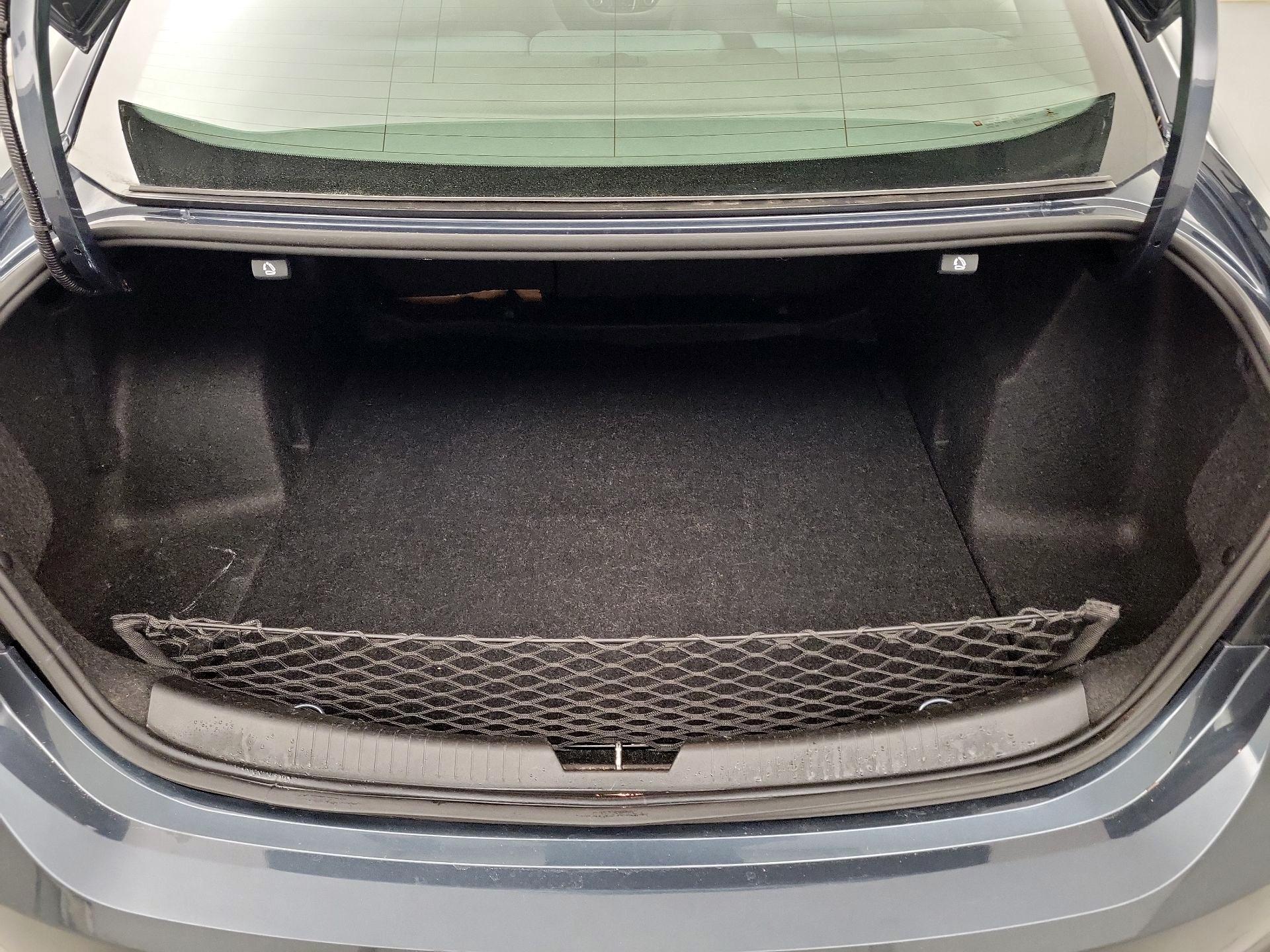 Thumbnail: 2020 Chevrolet Malibu - 20