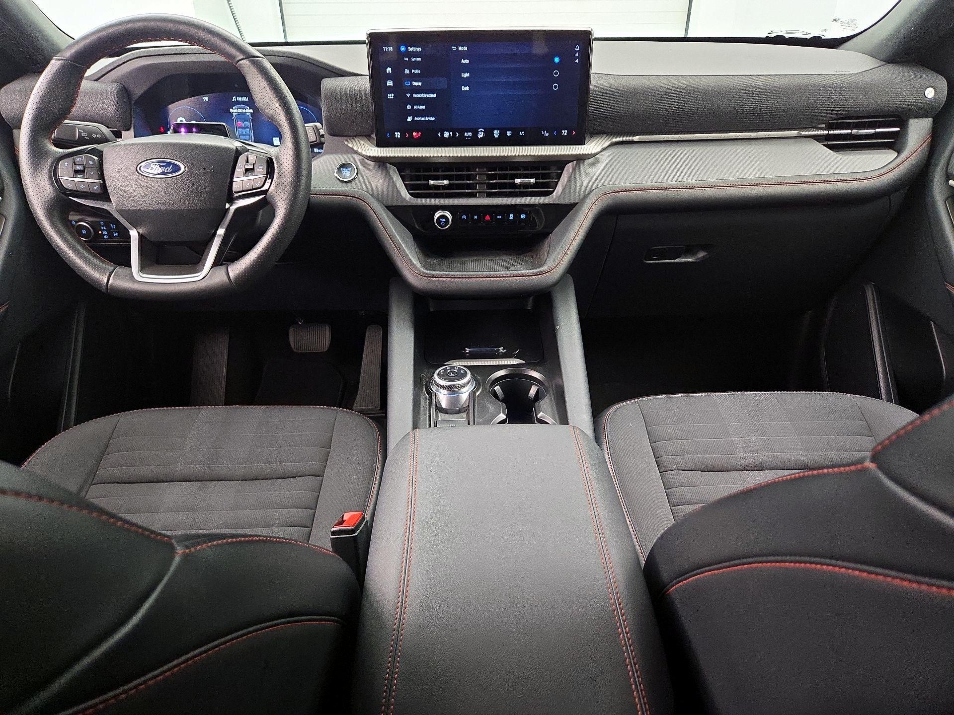 Thumbnail: 2025 Ford Explorer - 9