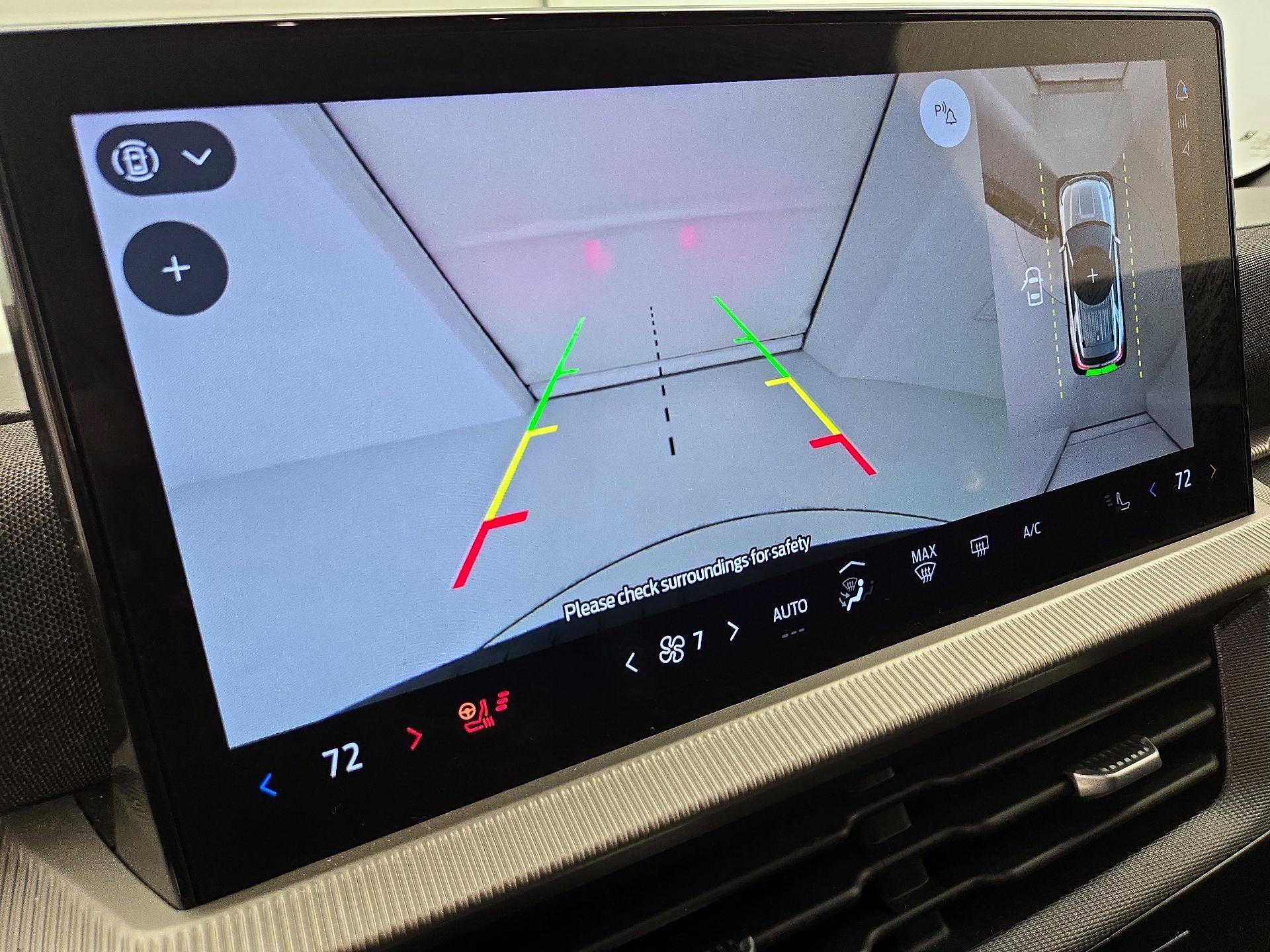 Thumbnail: 2025 Ford Explorer - 15