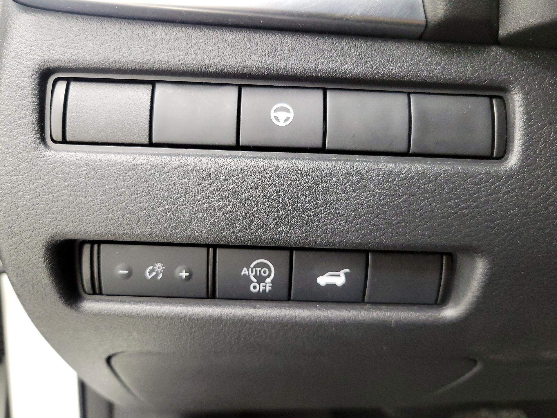 Thumbnail: 2023 Nissan Rogue - 13