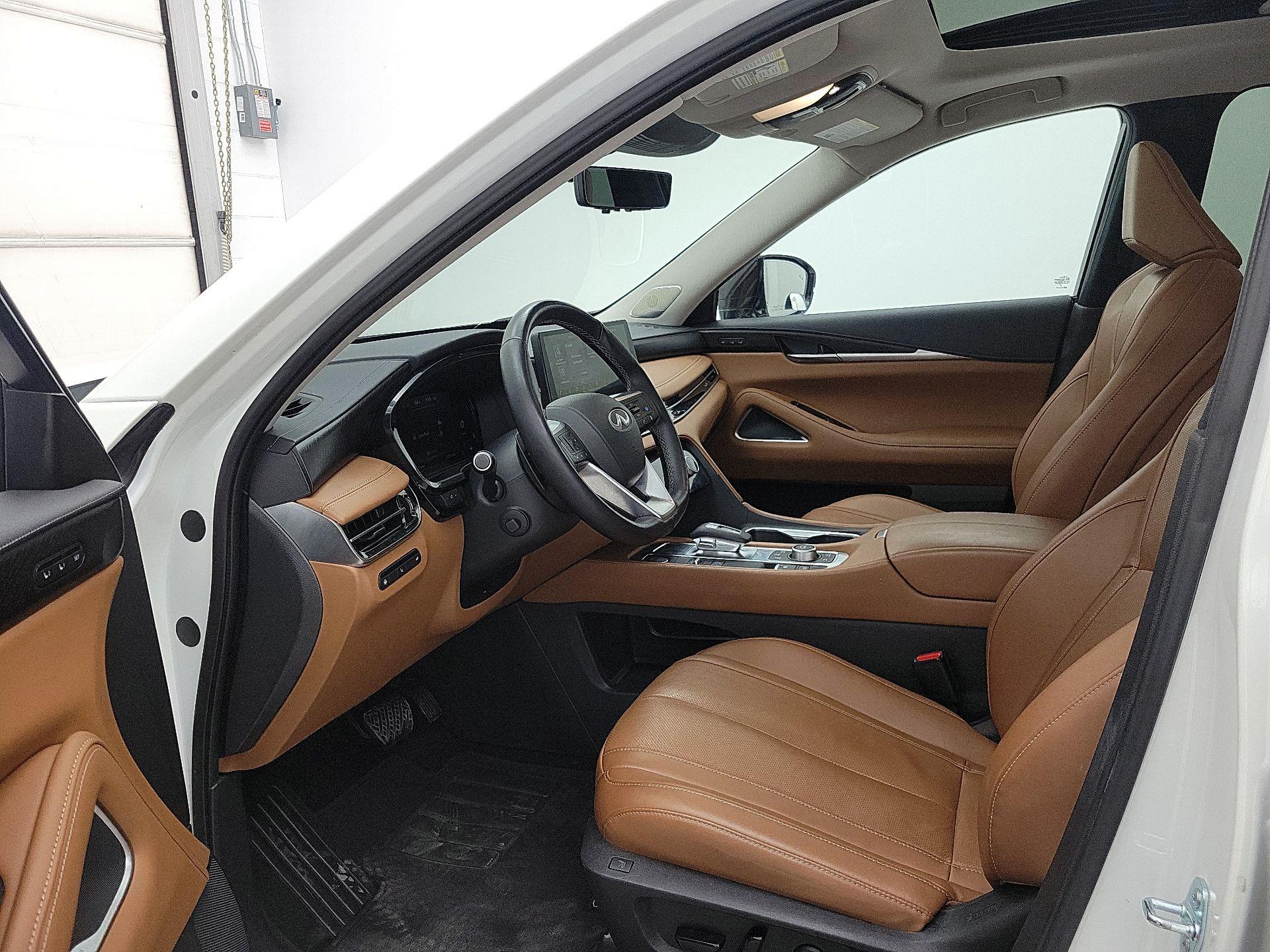 Thumbnail: 2023 INFINITI QX60 - 11