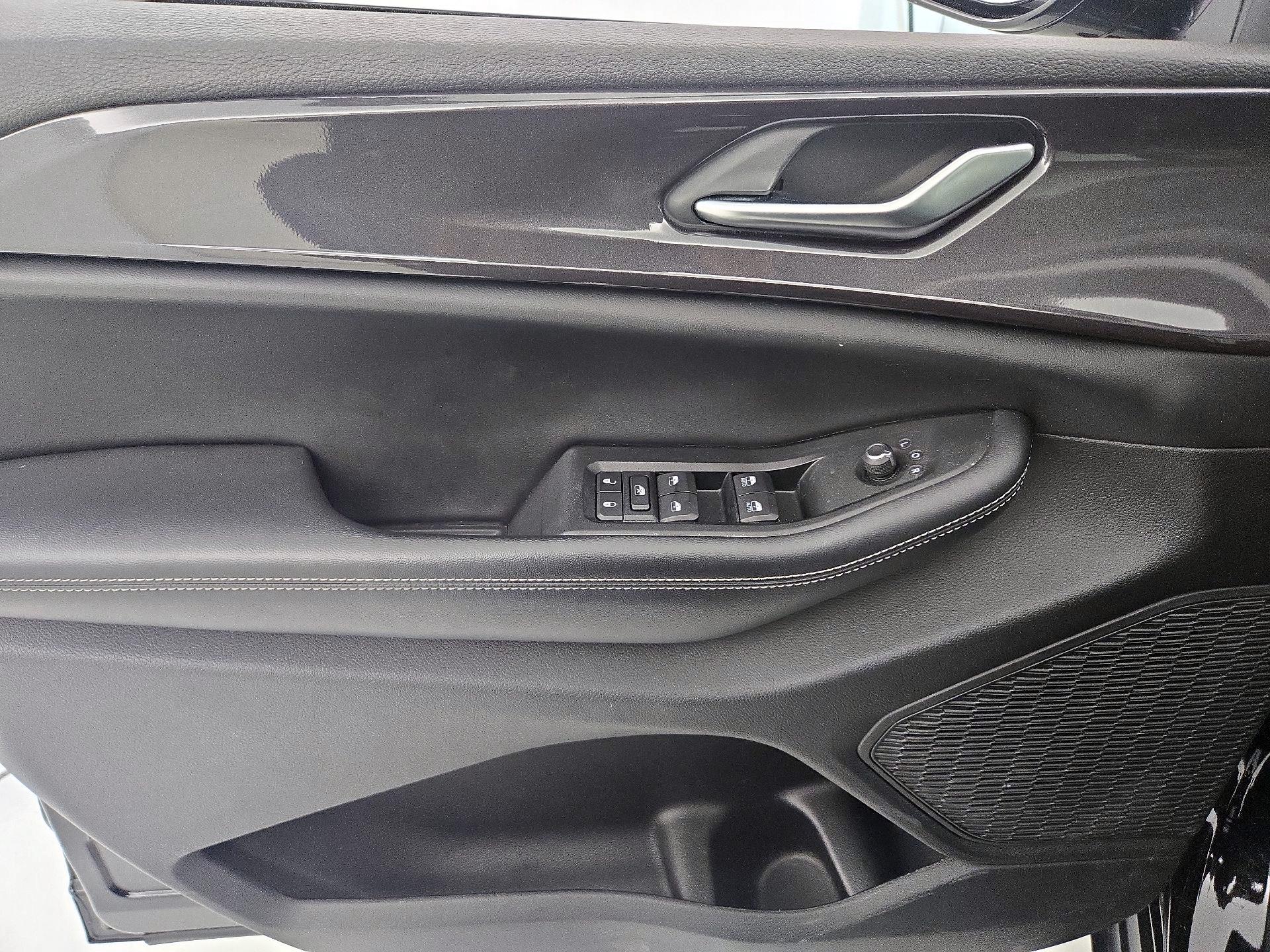 Thumbnail: 2023 Jeep Grand Cherokee L - 12