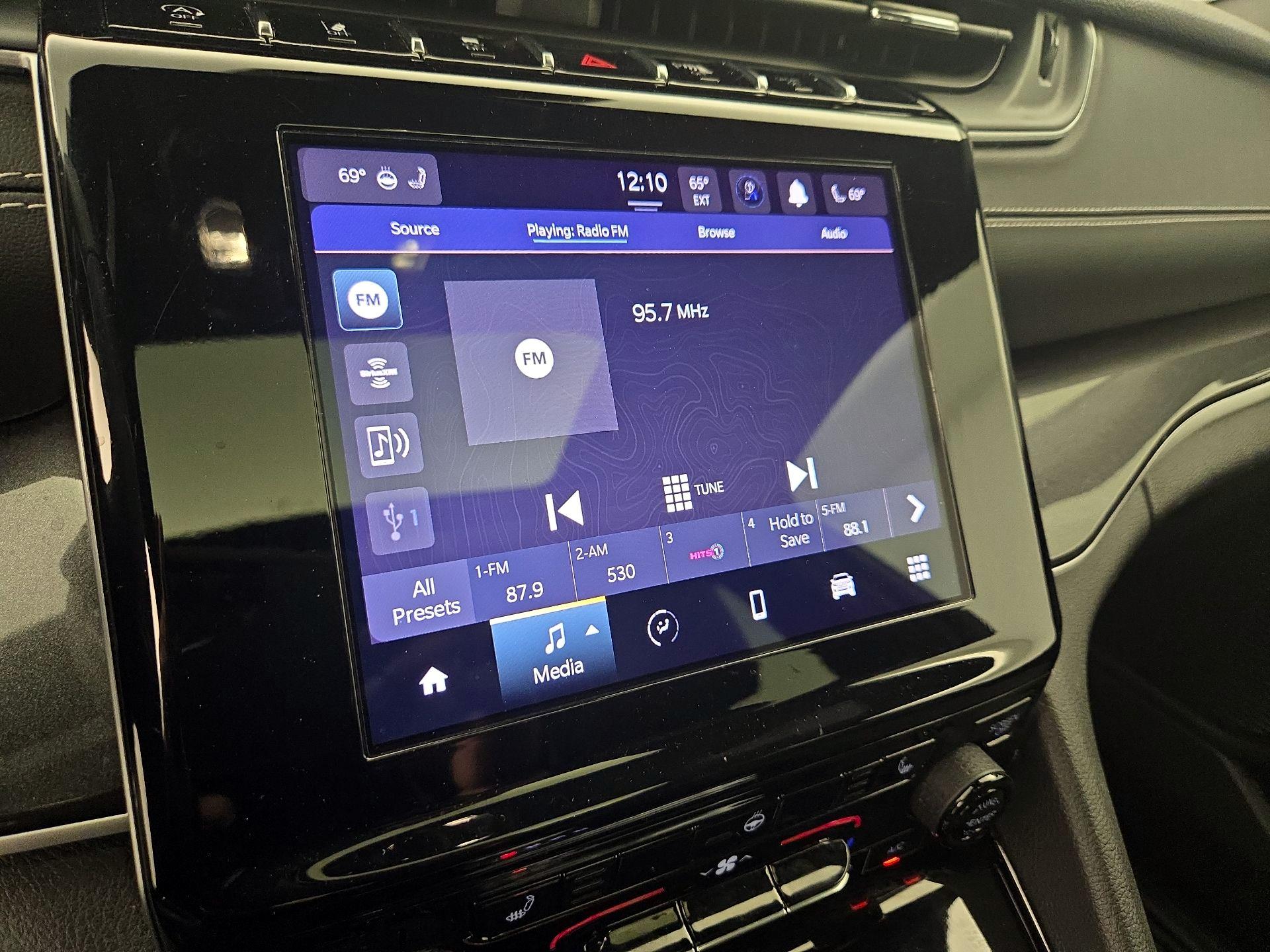 Thumbnail: 2023 Jeep Grand Cherokee L - 15