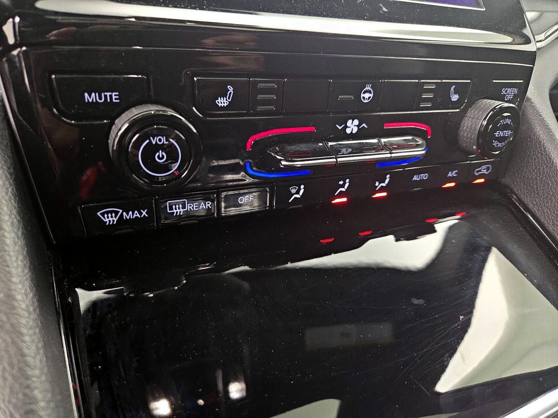 Thumbnail: 2023 Jeep Grand Cherokee L - 16