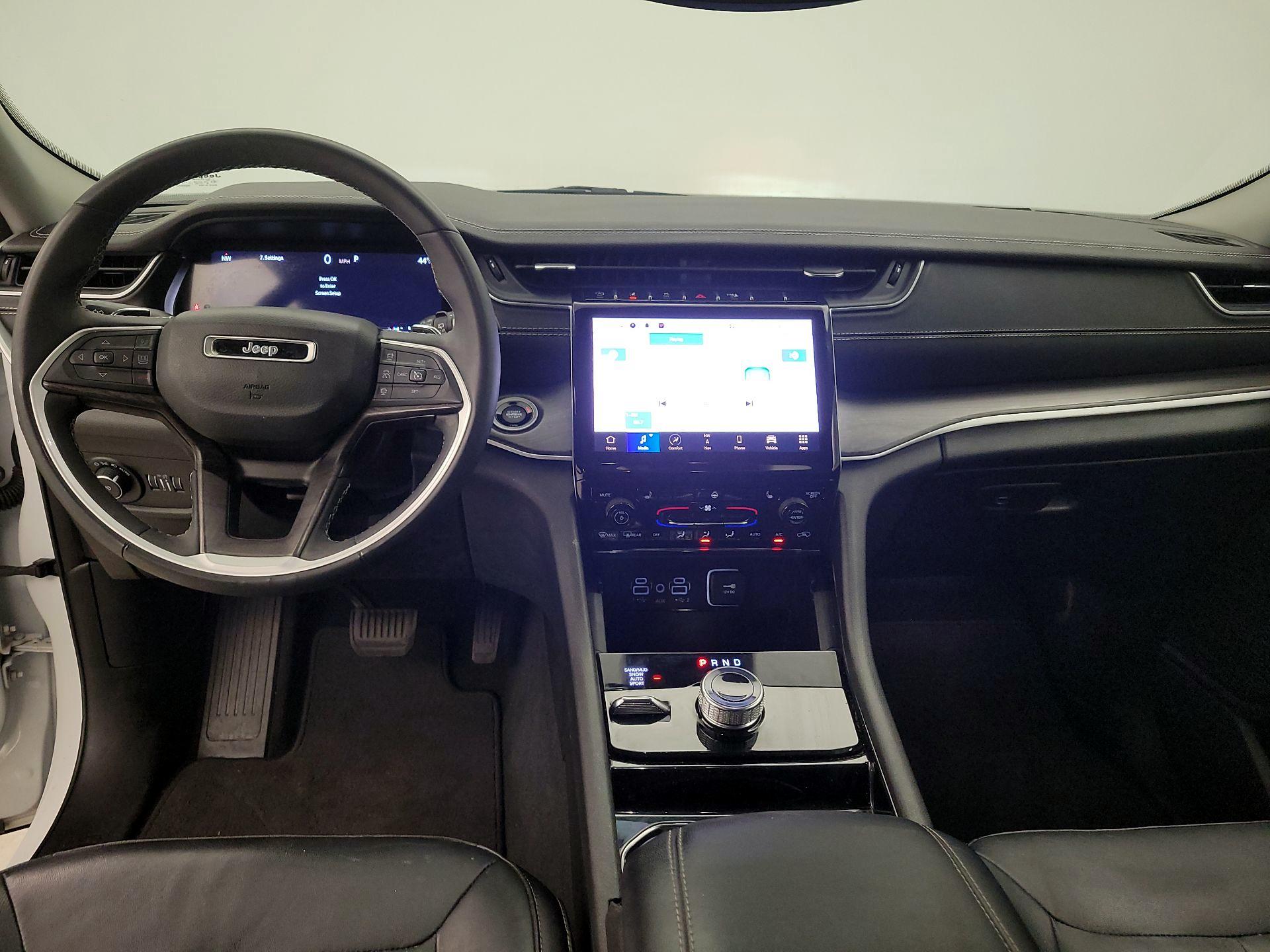 Thumbnail: 2023 Jeep Grand Cherokee L - 9