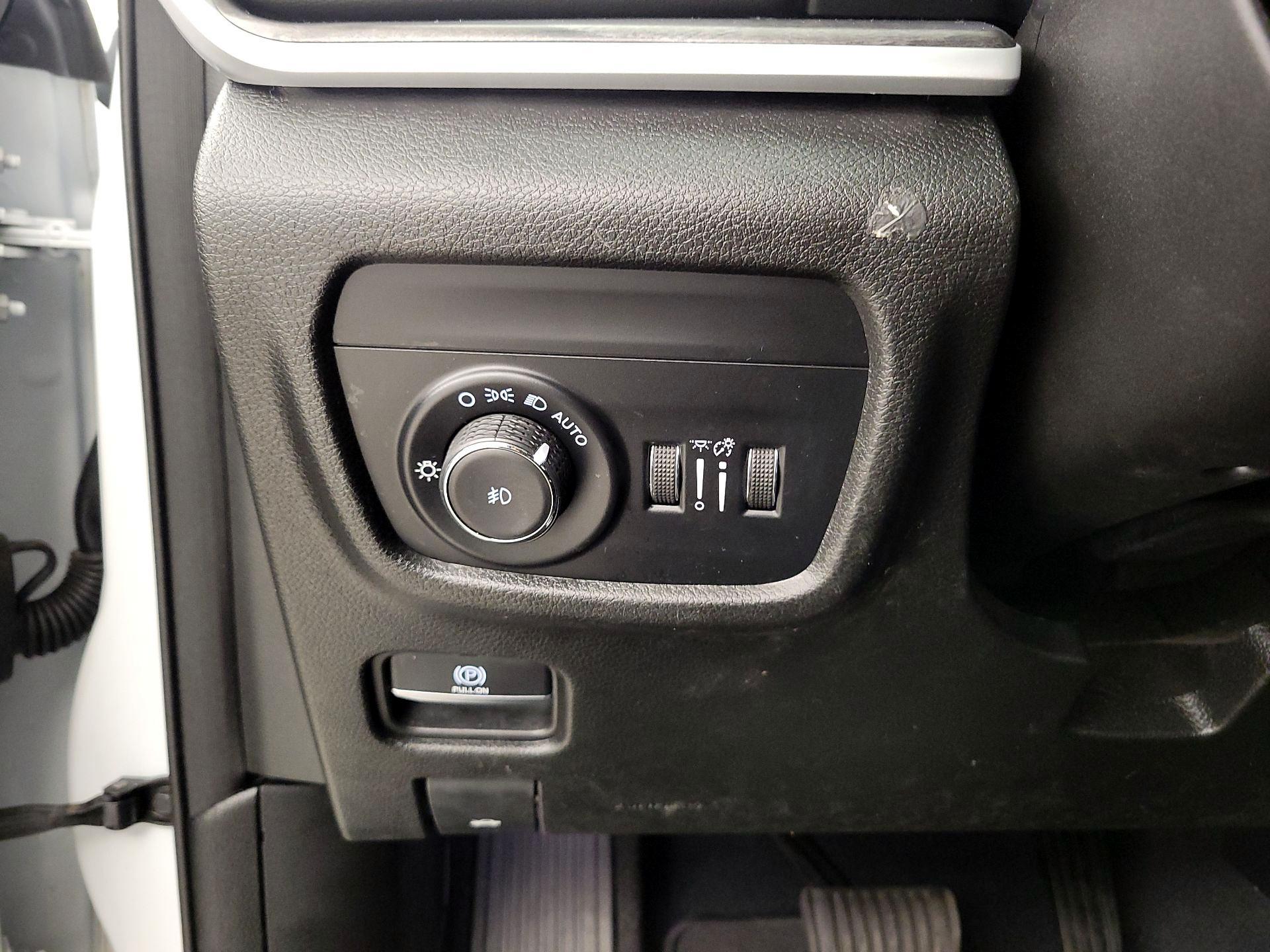 Thumbnail: 2023 Jeep Grand Cherokee L - 13