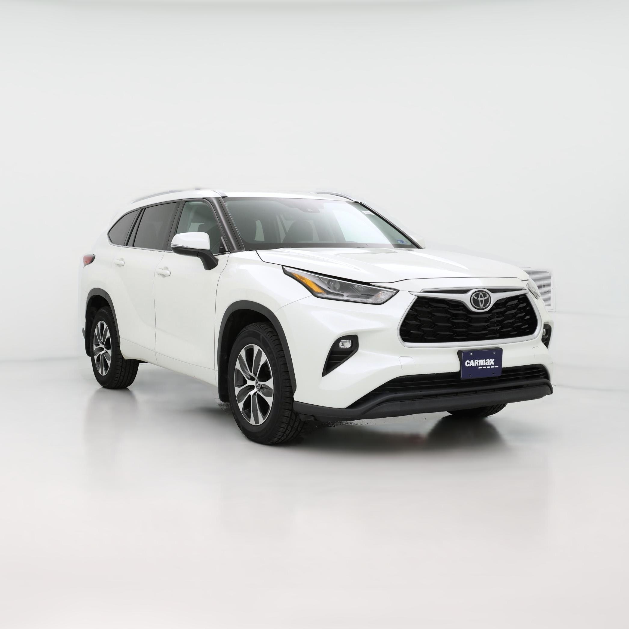 Thumbnail: 2021 Toyota Highlander - 1