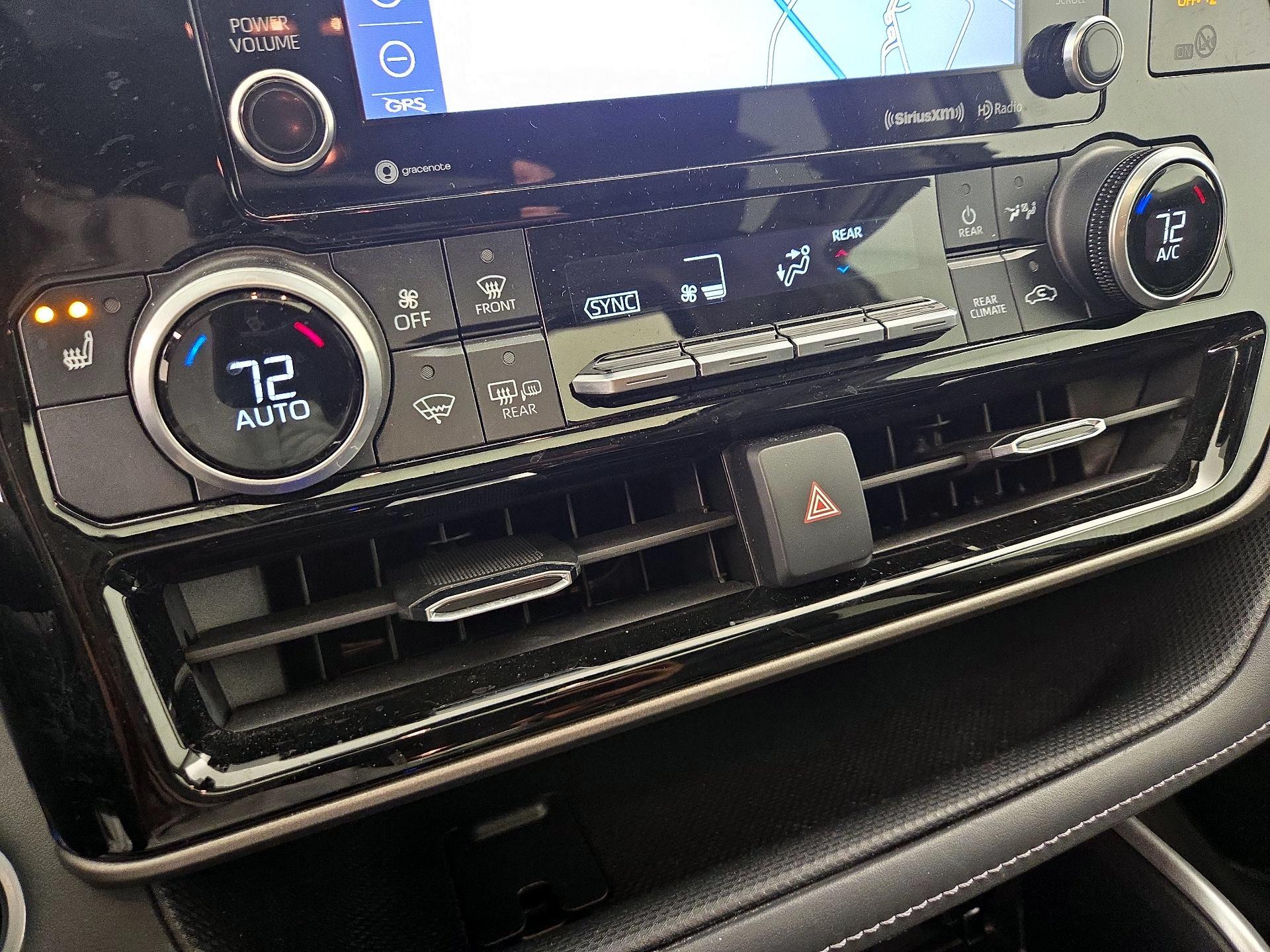 Thumbnail: 2021 Toyota Highlander - 17