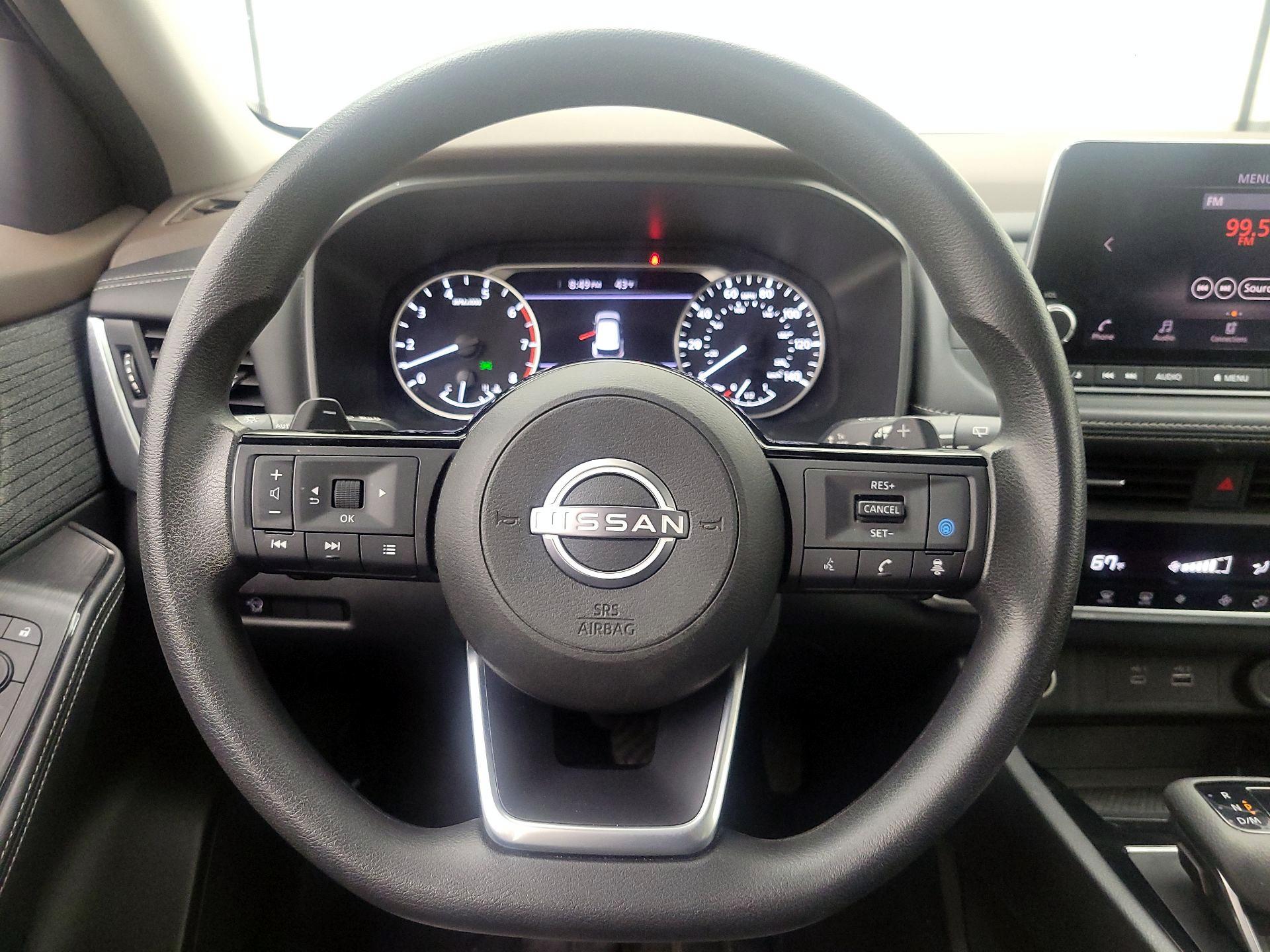 Thumbnail: 2023 Nissan Rogue - 10