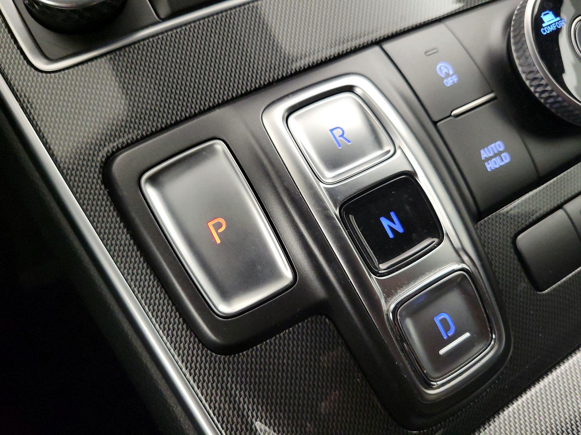 Thumbnail: 2022 Hyundai Santa Fe - 17