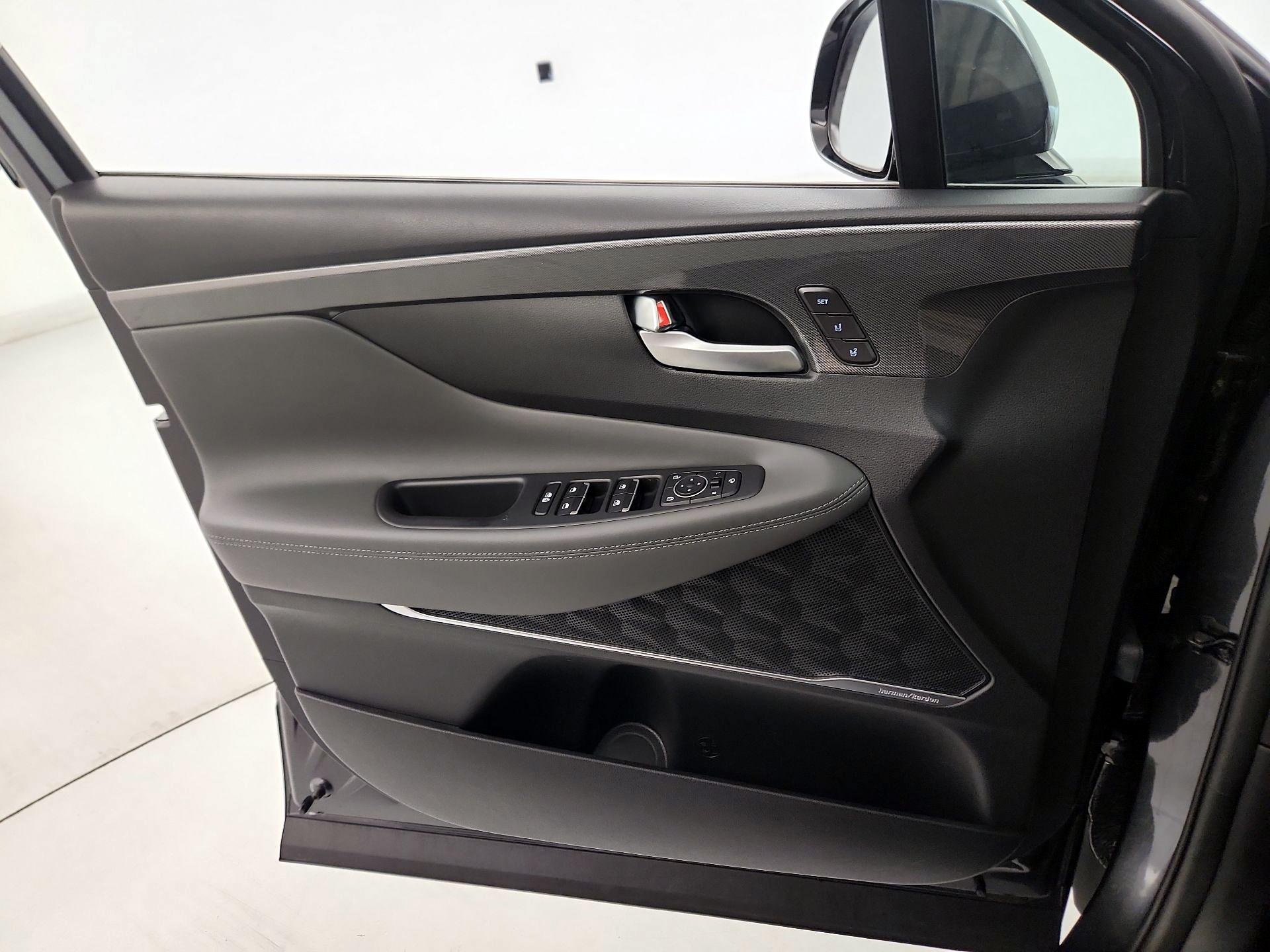 Thumbnail: 2023 Hyundai Santa Fe - 12