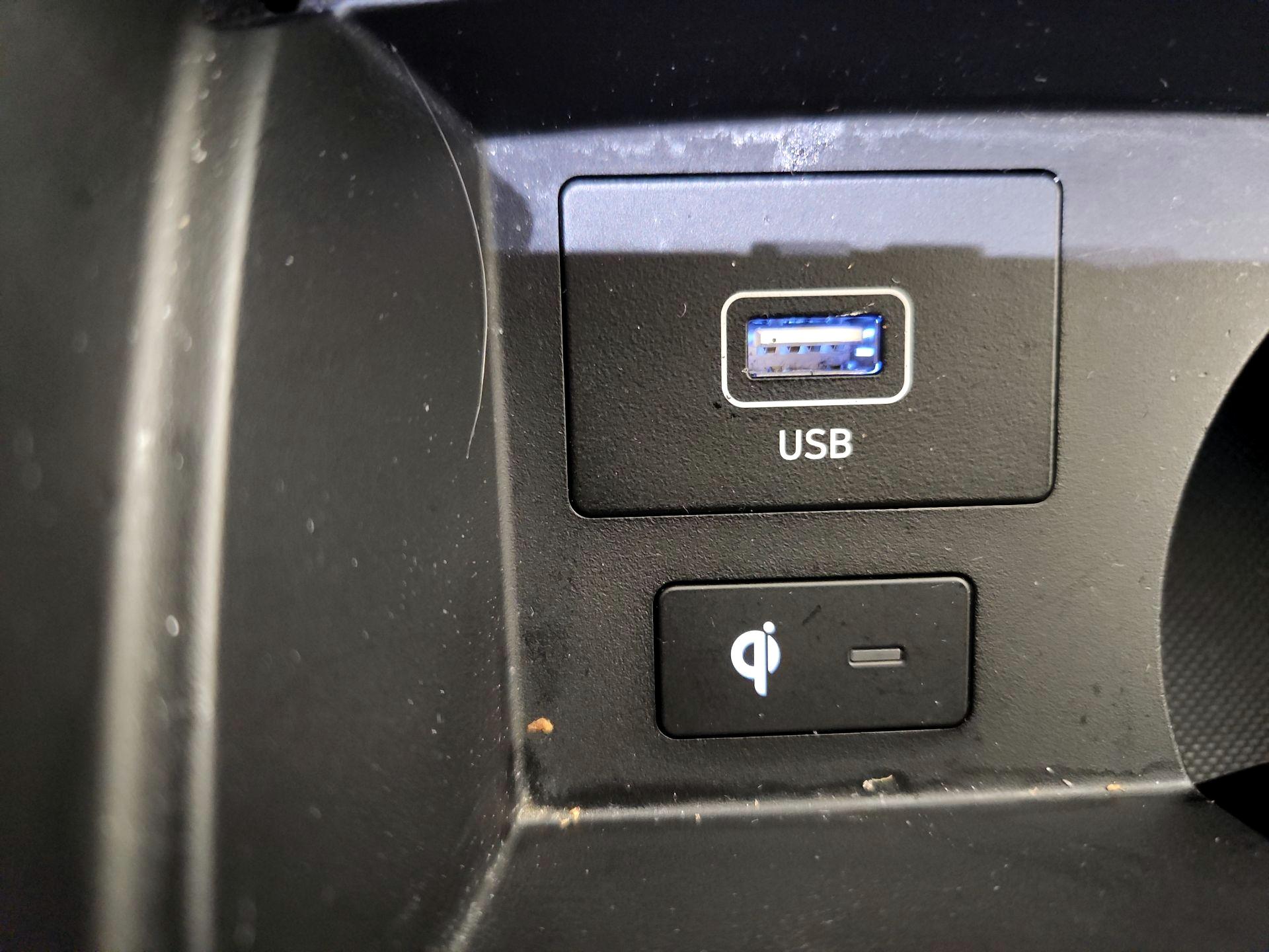 Thumbnail: 2023 Hyundai Santa Fe - 19