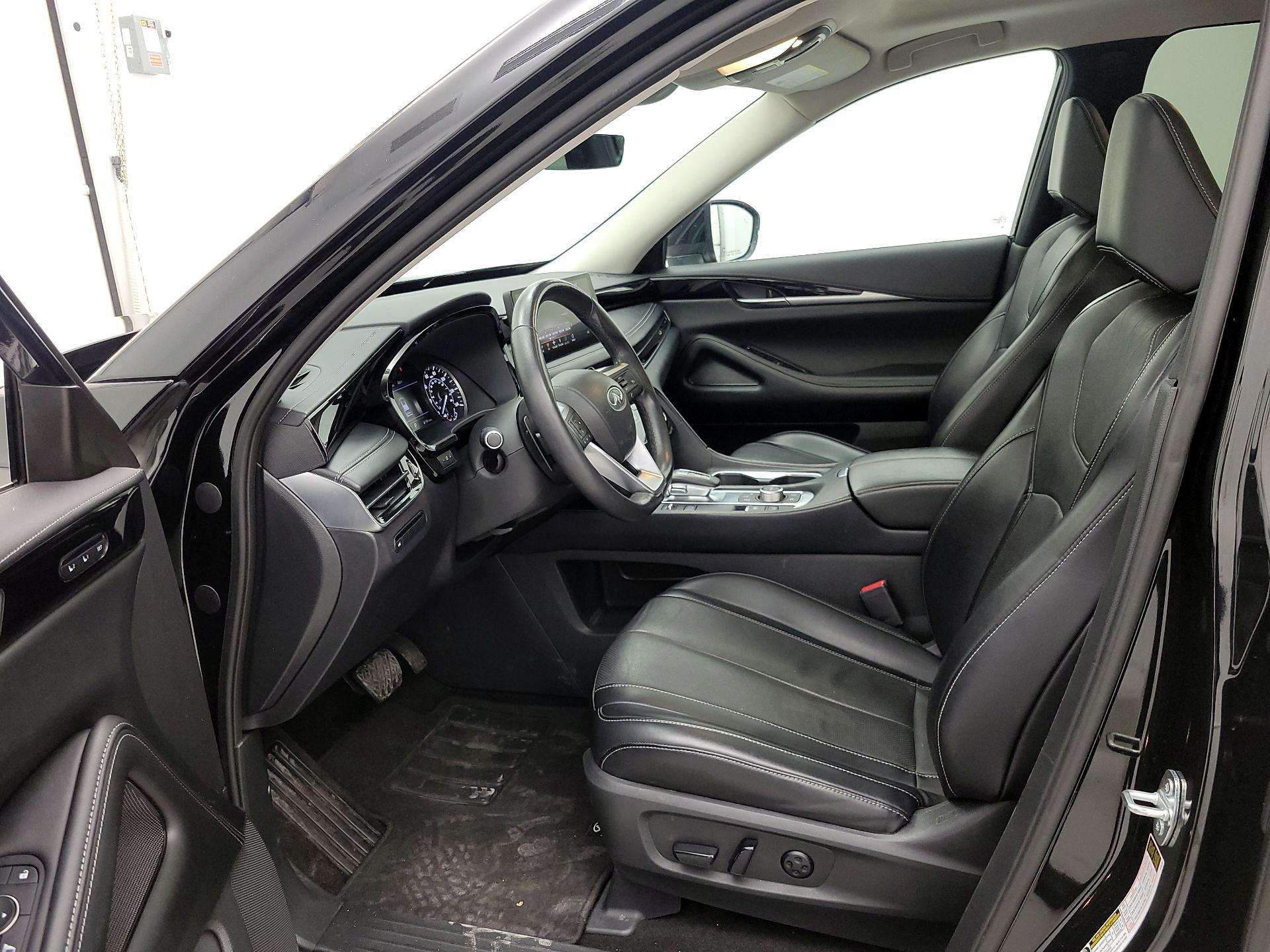 Thumbnail: 2023 INFINITI QX60 - 11