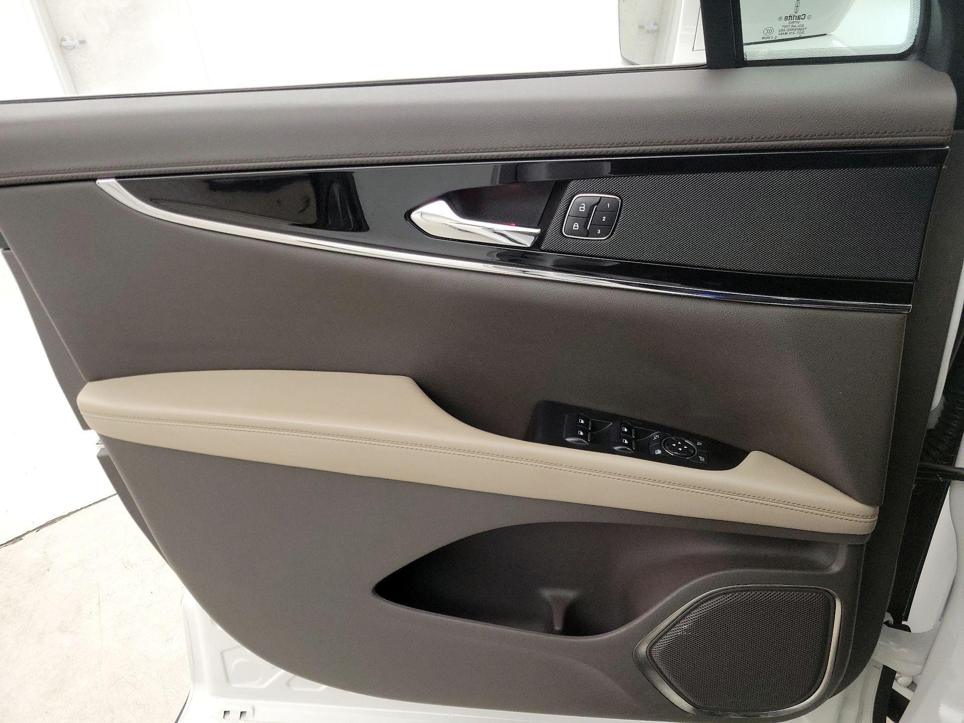 Thumbnail: 2022 Lincoln Nautilus - 12