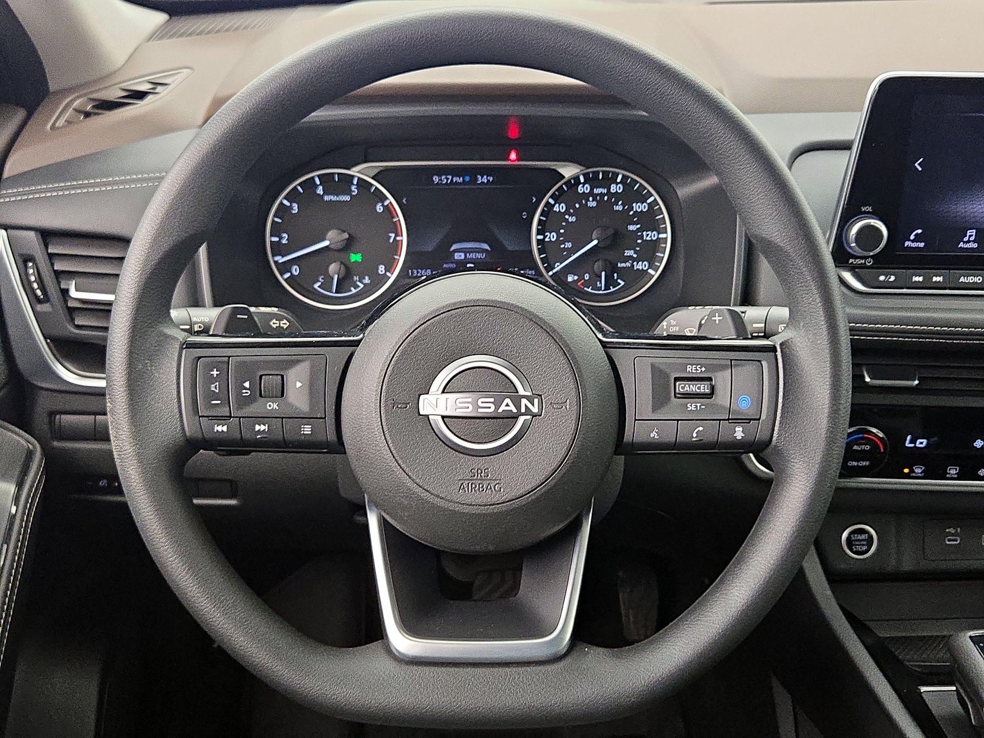 Thumbnail: 2023 Nissan Rogue - 10