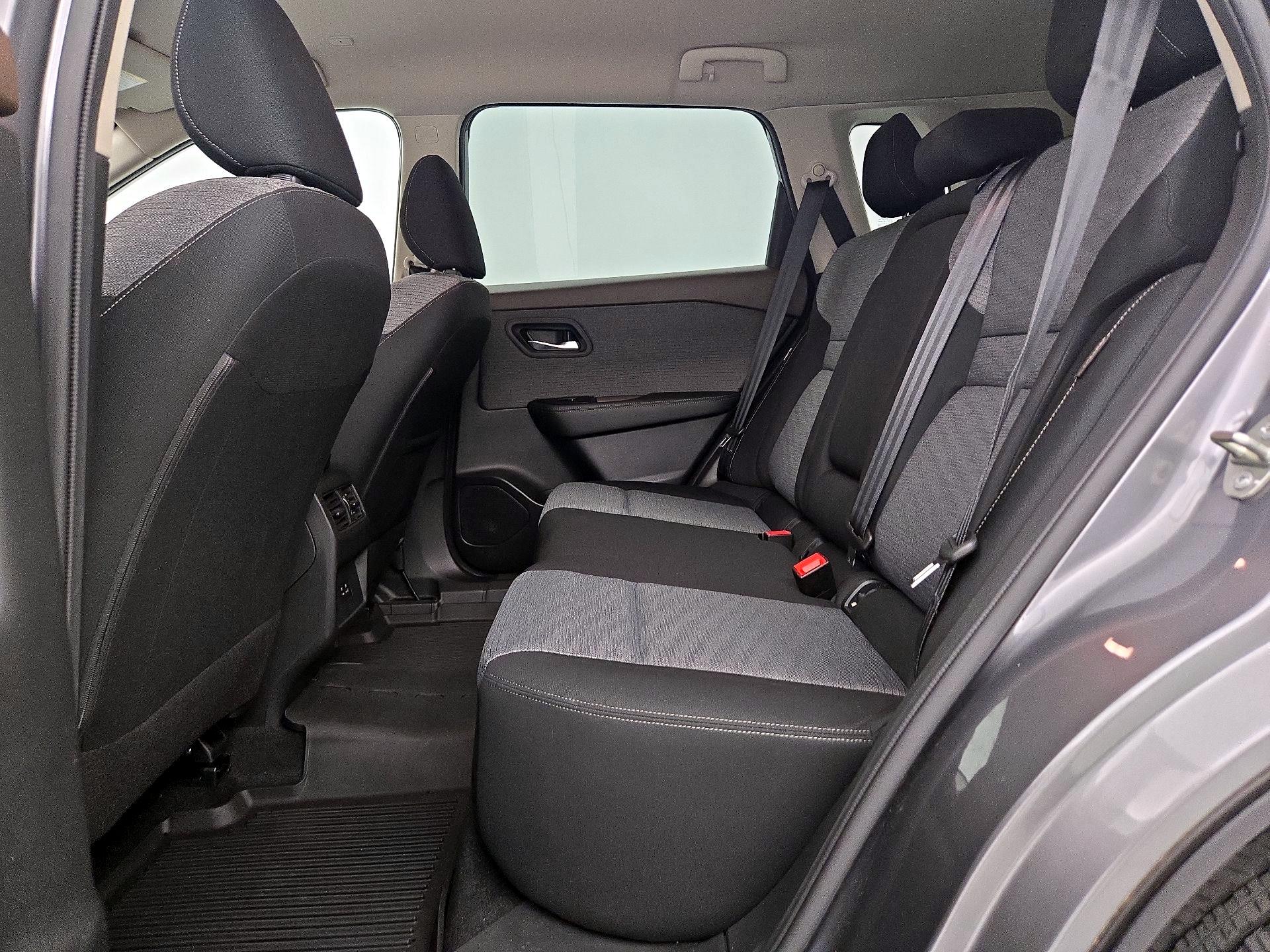 Thumbnail: 2023 Nissan Rogue - 19